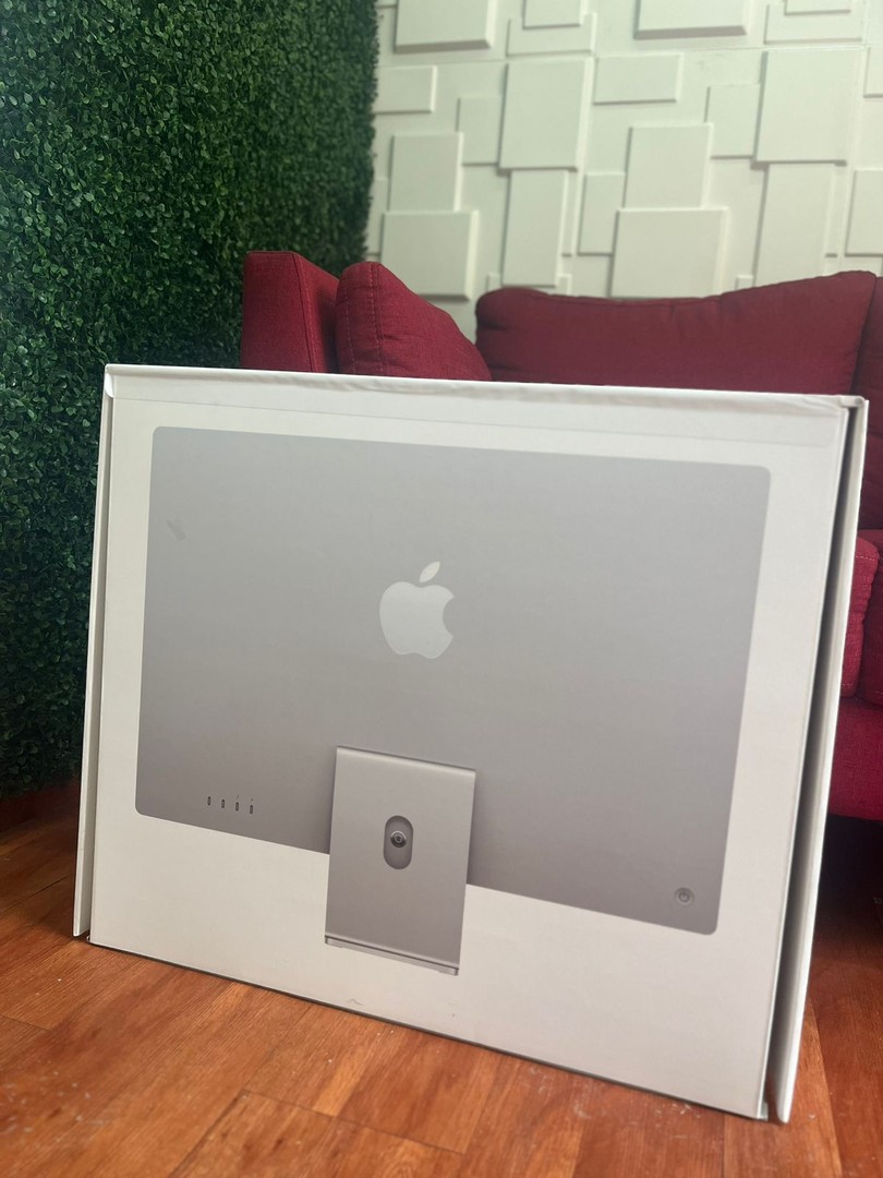 computadoras y laptops - iMac Chip M12 256gb SSD/ 8gb RAM  8-core GPU/8-core CPU  1
