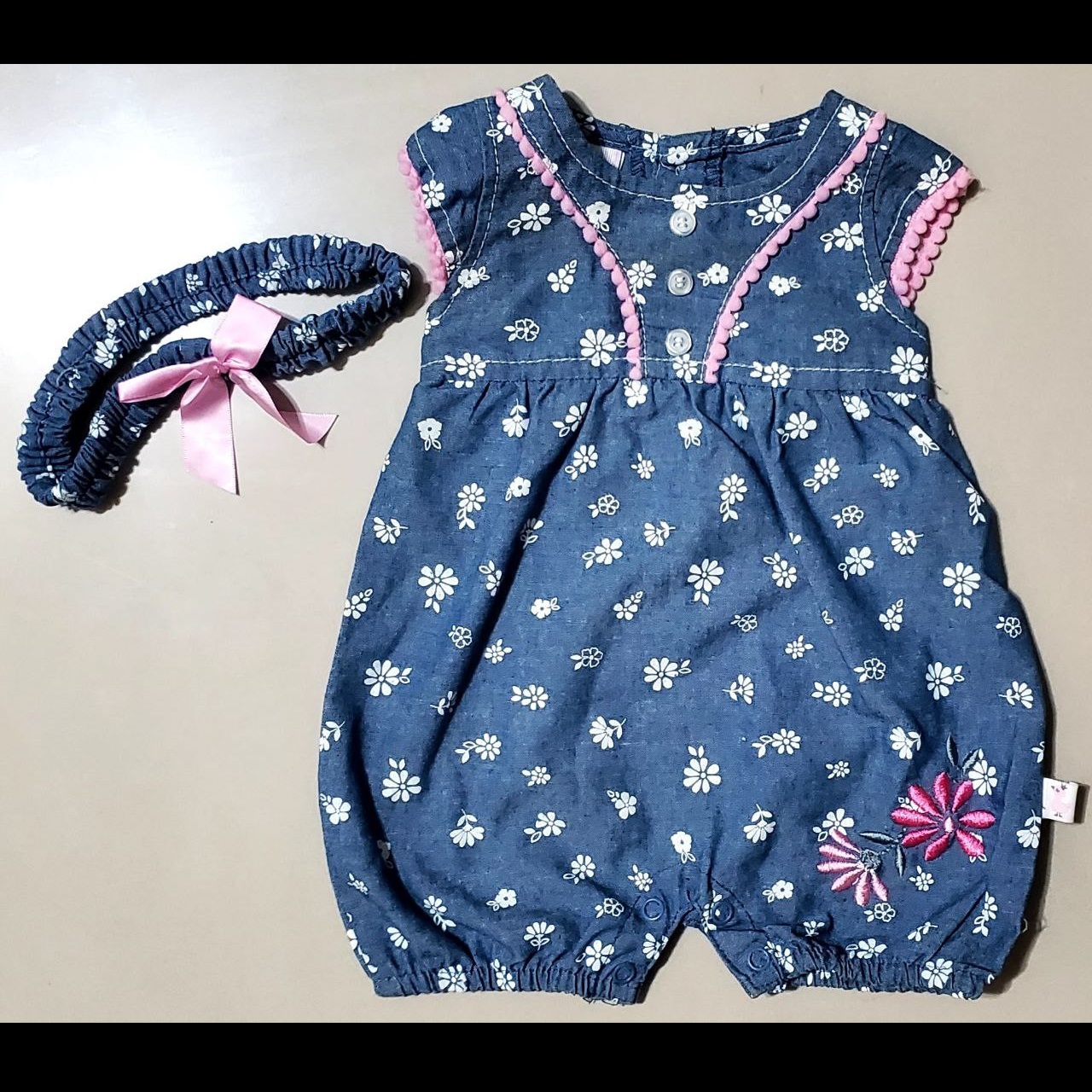 ropa y zapatos - Lote niña 0 a 3 meses. 12 Piezas. Usado excelente  1