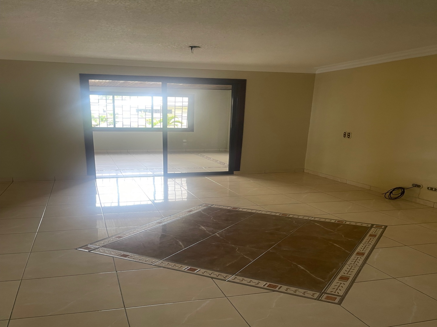 casas - Casa en alquiler en la misma 

Av Gustavo Mejia Ricard📍✅ 

Las Praderas. Próxim 6