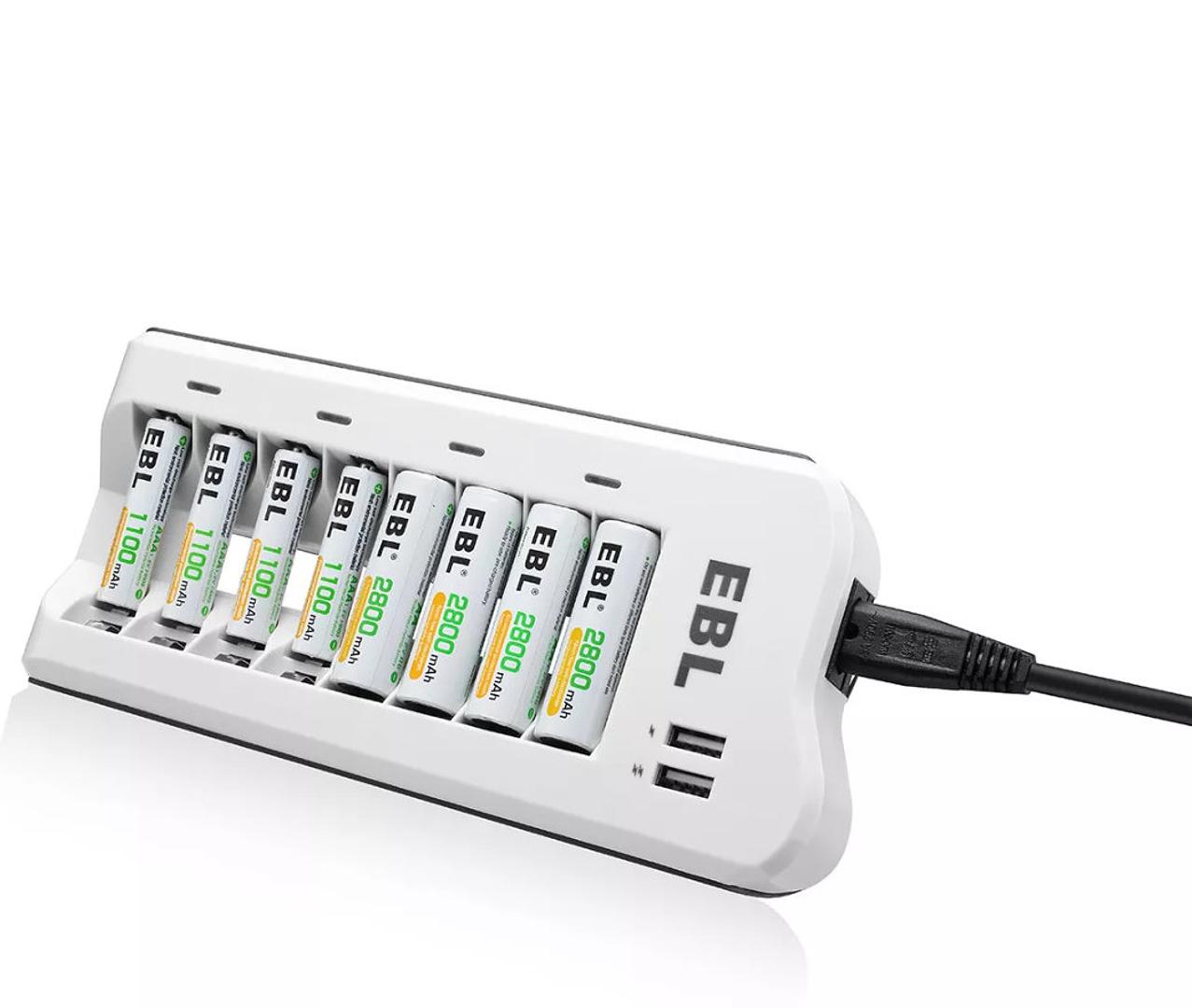 consolas y videojuegos - EBL Intelligent Battery Charger-AA AAA Ni-MH Ni-CD 7