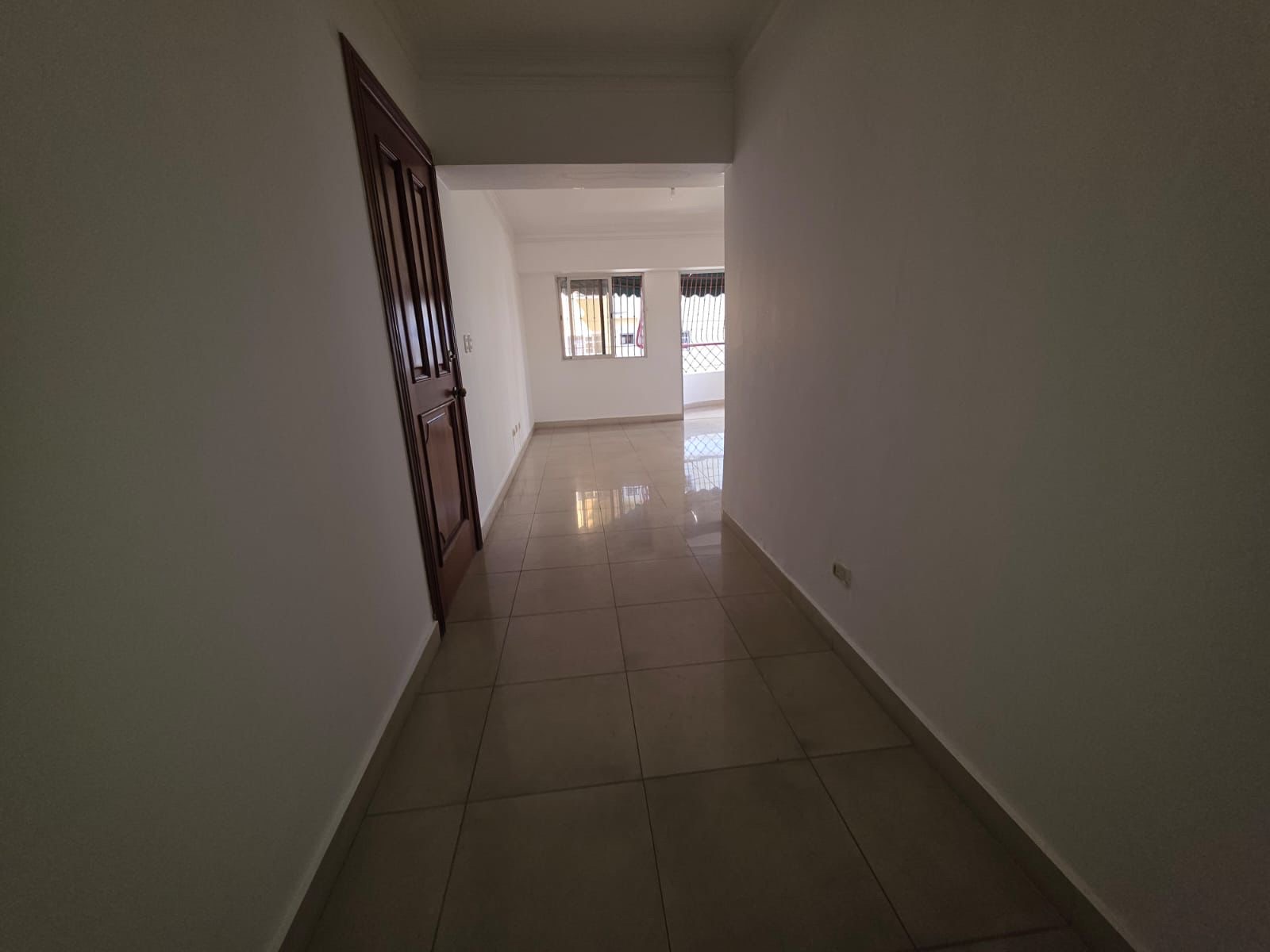 apartamentos -  Se alquila apartamento en Bella Vista, IV nivel !  1
