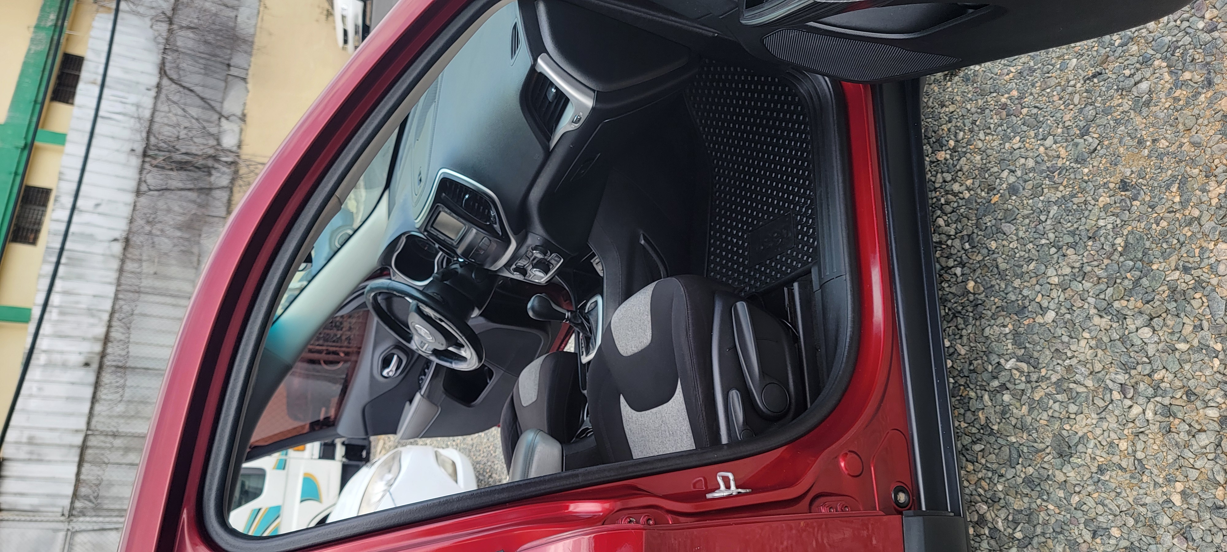 jeepetas y camionetas - JEEP GRAND CHEROKEE SPORT 2014 3