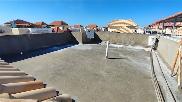 apartamentos - Venta de apartamento 4to piso con terraza privada en la autopista de san Isidro 1
