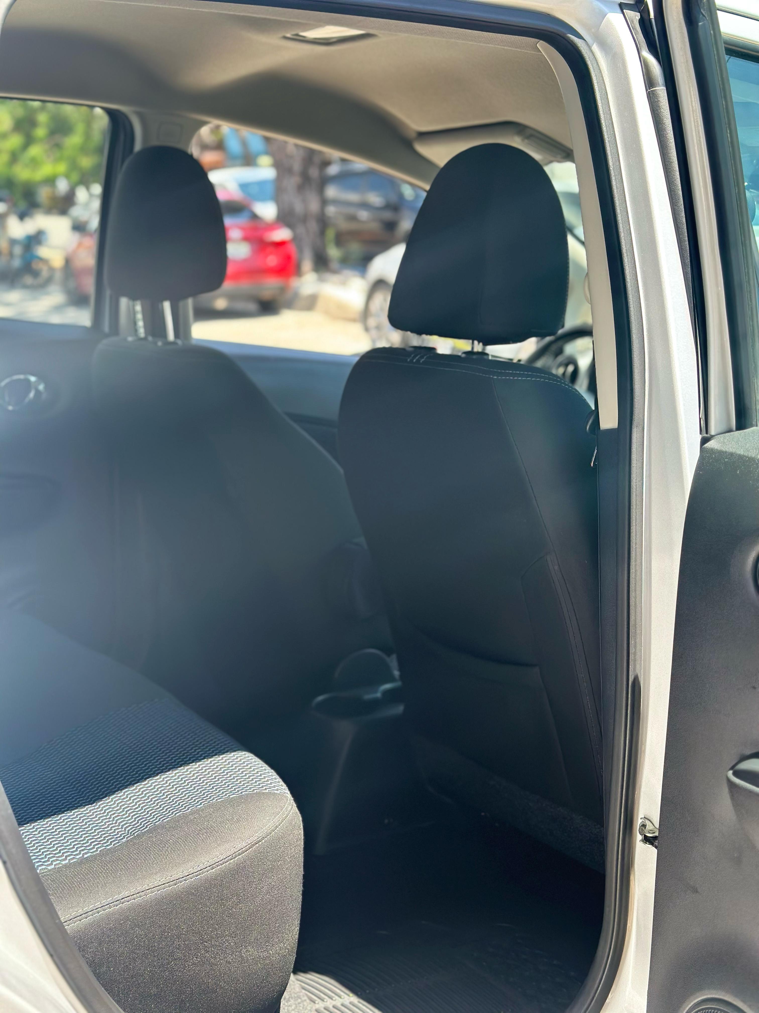 carros - 2019 NISSAN VERSA NOTE SV CLEAN CARFAX 8