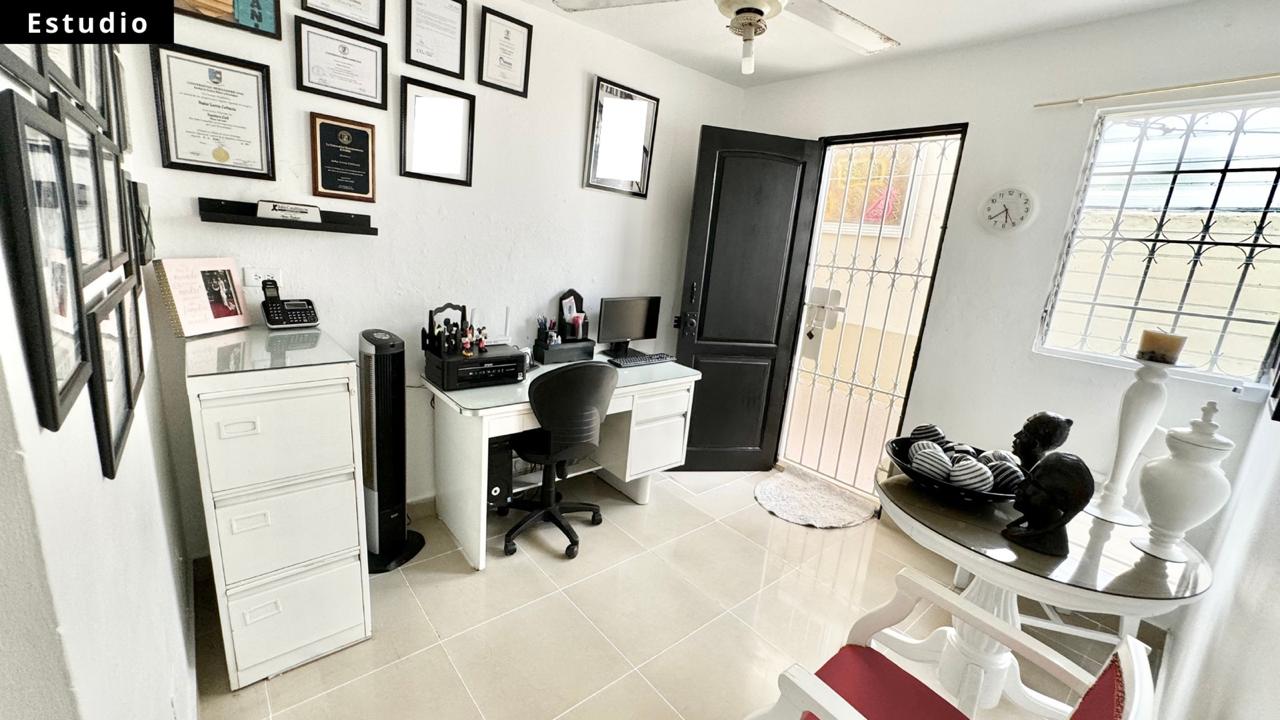 casas - Hermosa casa, Urb. Sorimar, Av. Independencia 8