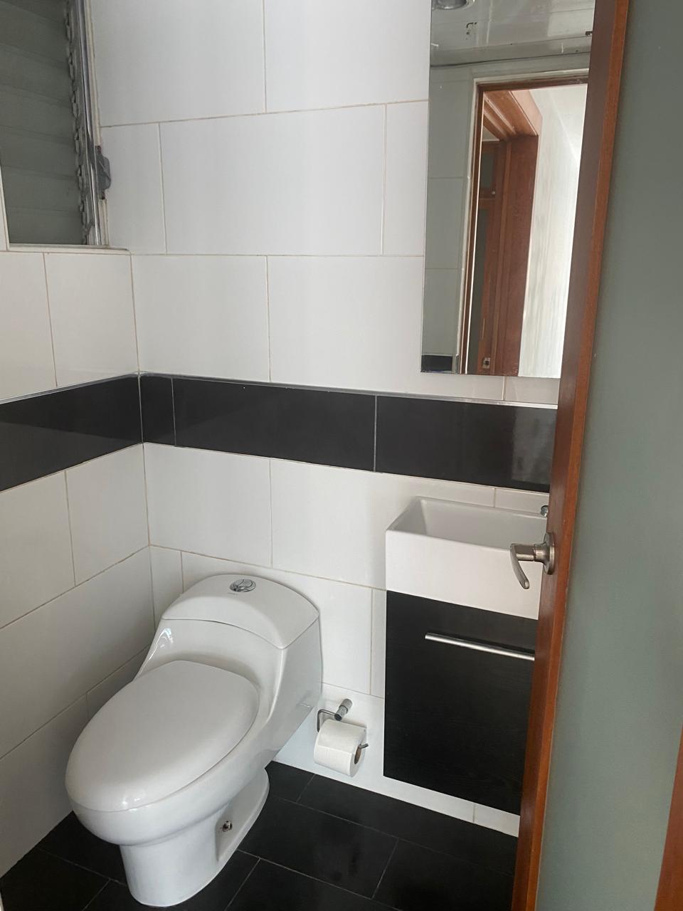 apartamentos - Rento Apartamento Sin Amueblar En Bella Vista Sin  2