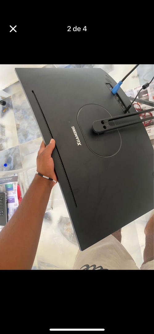 consolas y videojuegos - Monitor curve de 27 pulgadas marca Xgaming 
Pantalla ips 