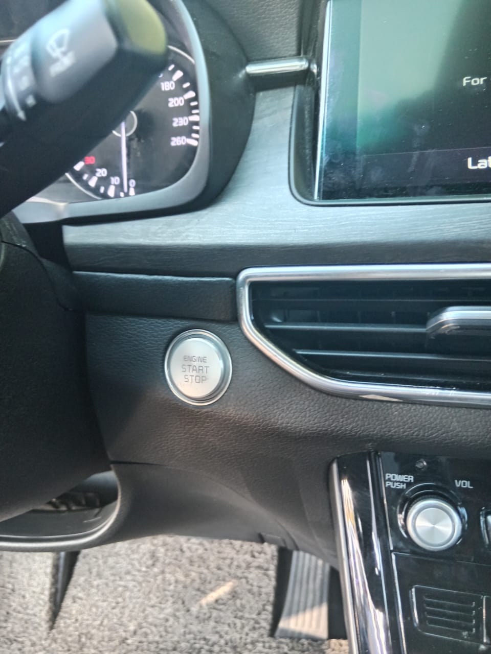 carros - KIA K7 2020 NEGRO 6
