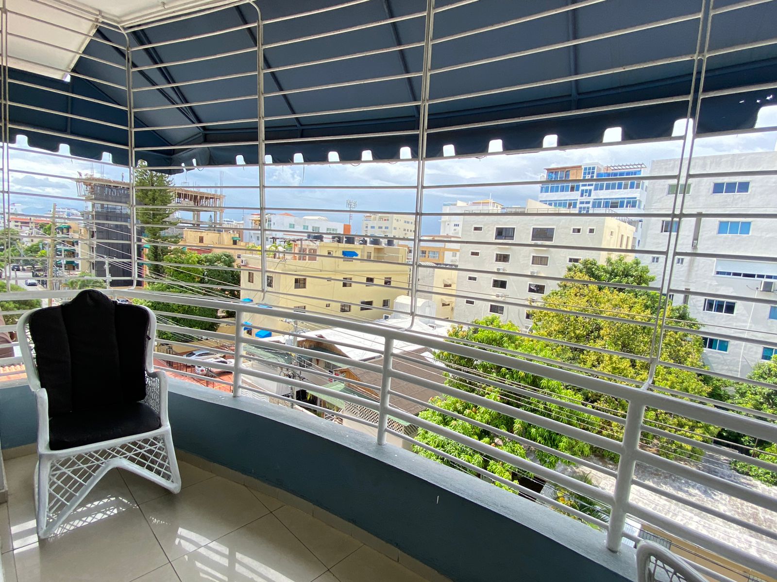 apartamentos - SE VENDE APARTAMENTO EN EL RENACIMIENTO 0