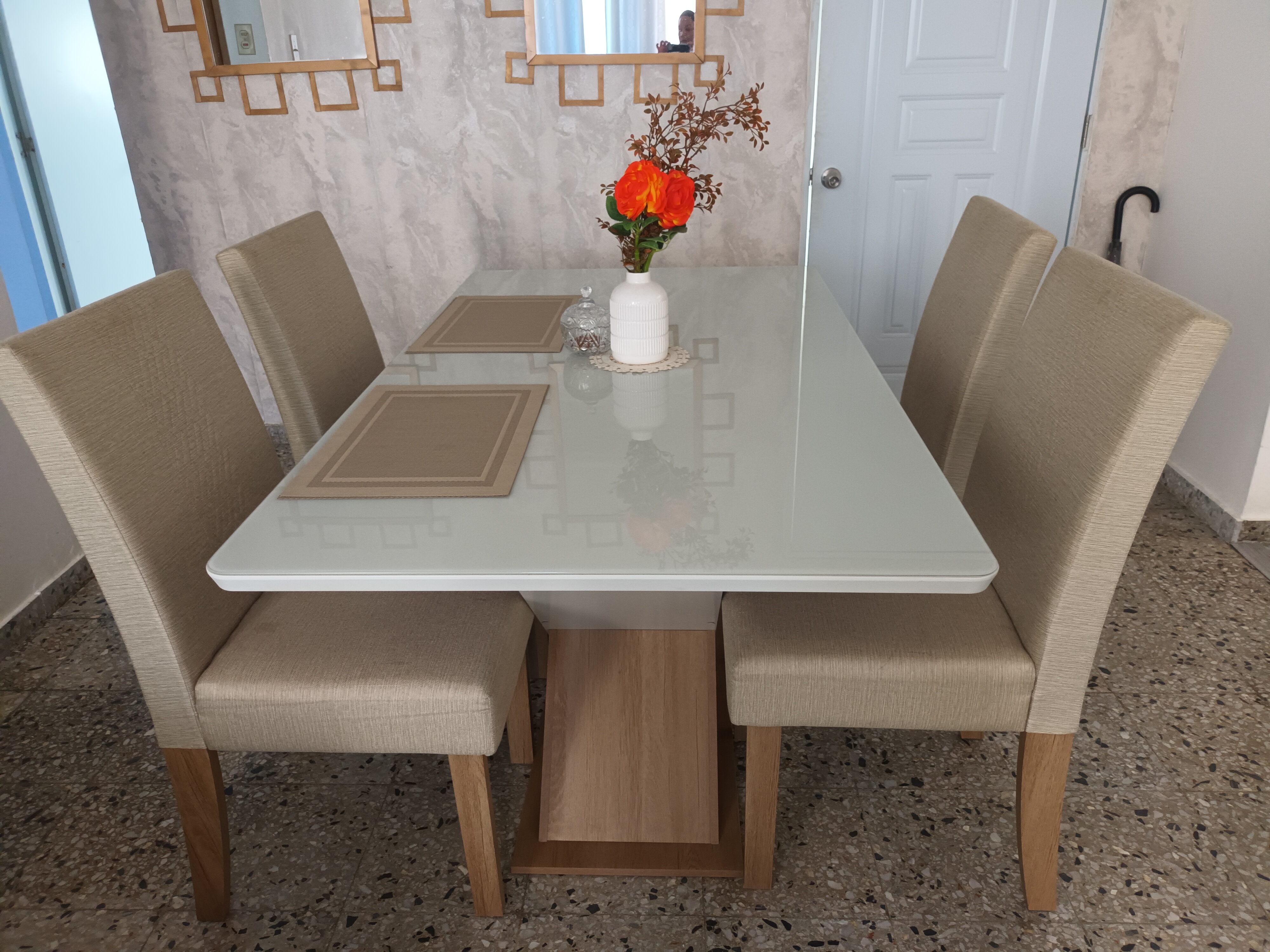 muebles y colchones - Comedor 6 Puestos  0