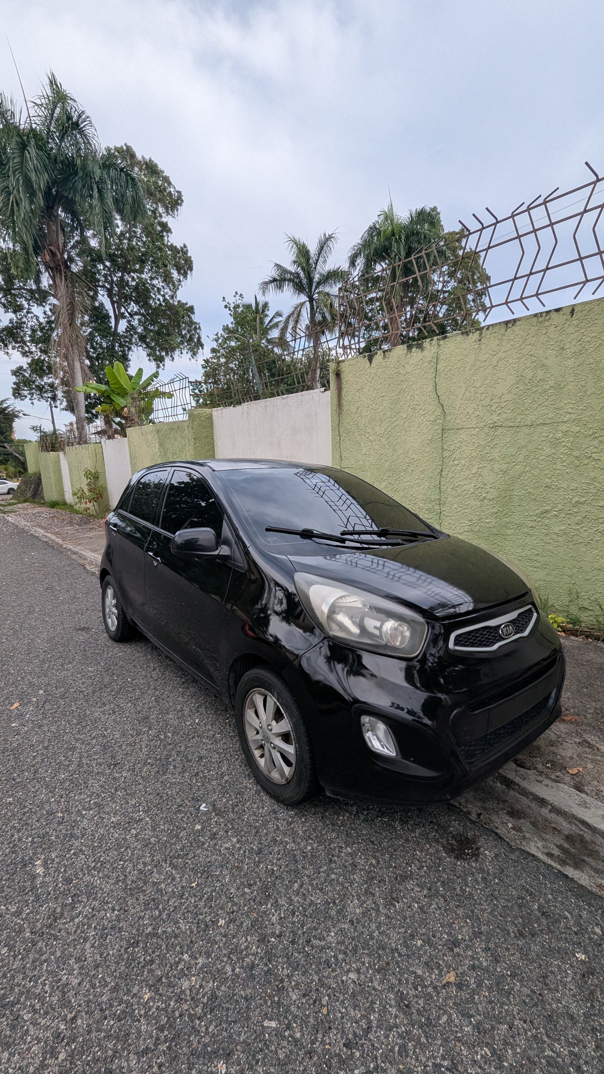 carros - Kia Picanto 2013