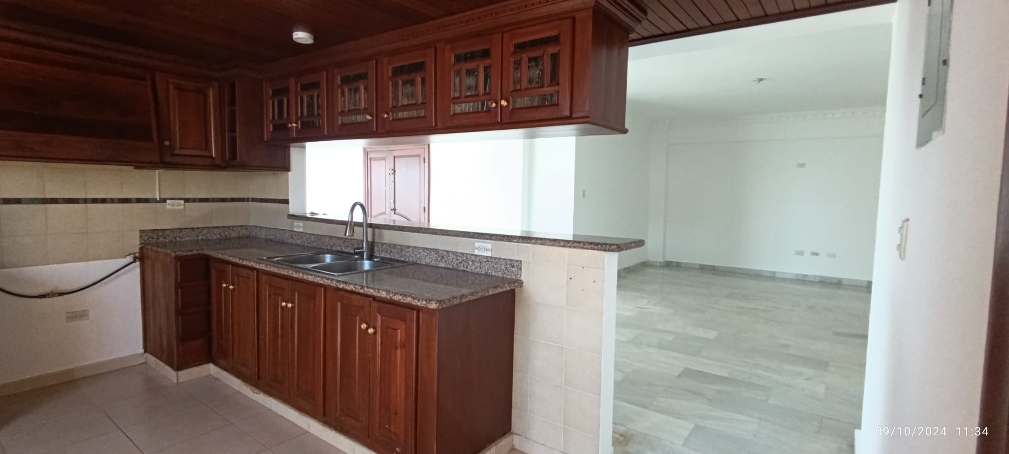 apartamentos - ¡En La Enriquillo con vista al Mar, Amplio Apartamento de 230m en Hermosa Torre! 4