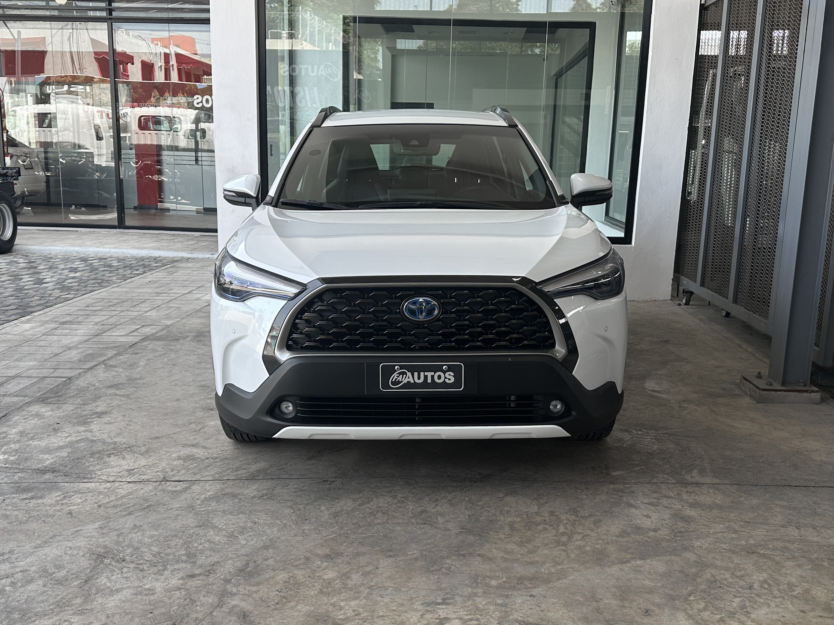 jeepetas y camionetas - Toyota corolla cross hibrid 2022 3
