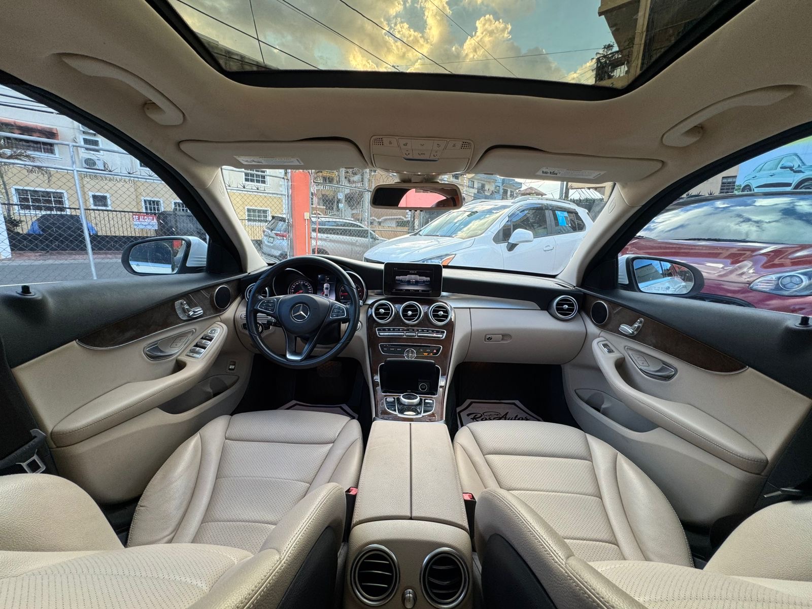 carros - Mercedes Benz C300 2018 7