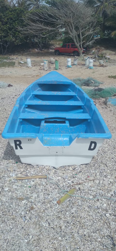 botes - Vendo bote de 19  6