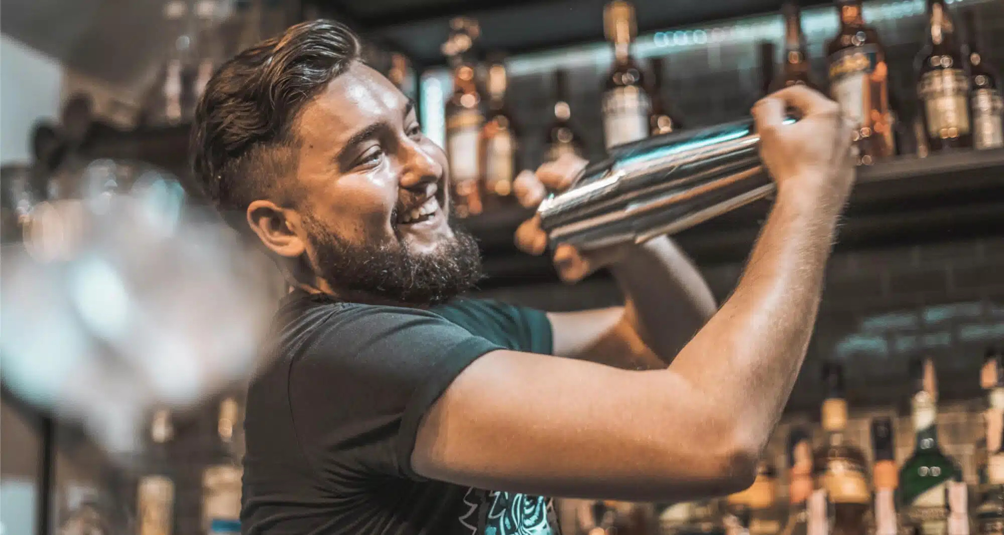 empleos disponibles - se solicita bartender con o sin experiencia  0