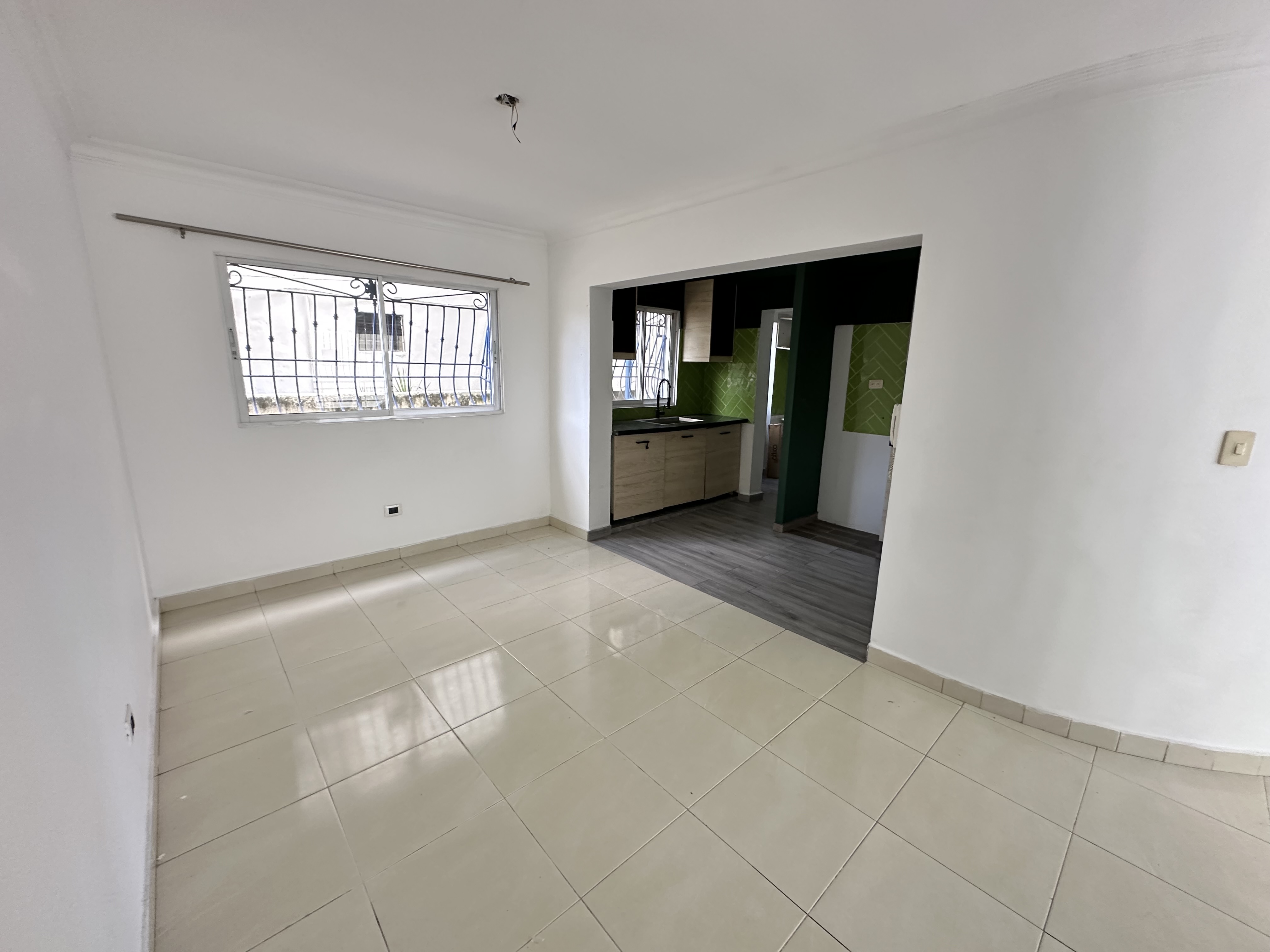 apartamentos - Apartamento en 2do Piso de 3 habitaciones  5
