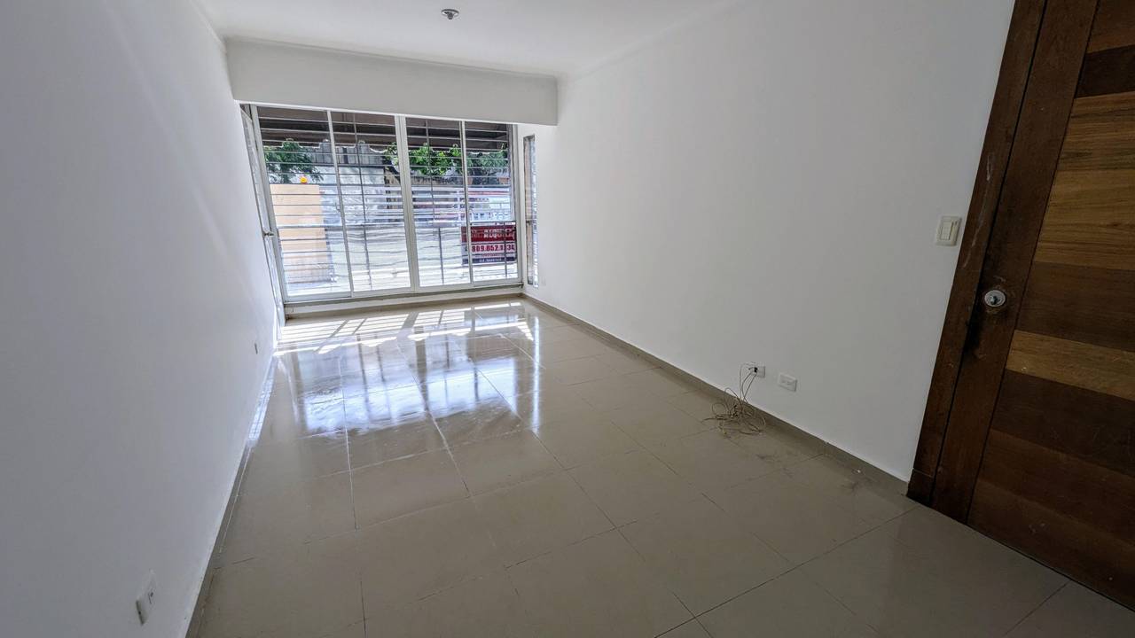 apartamentos - Apto de 3 Hab. en Villas del Centro III, DN 1