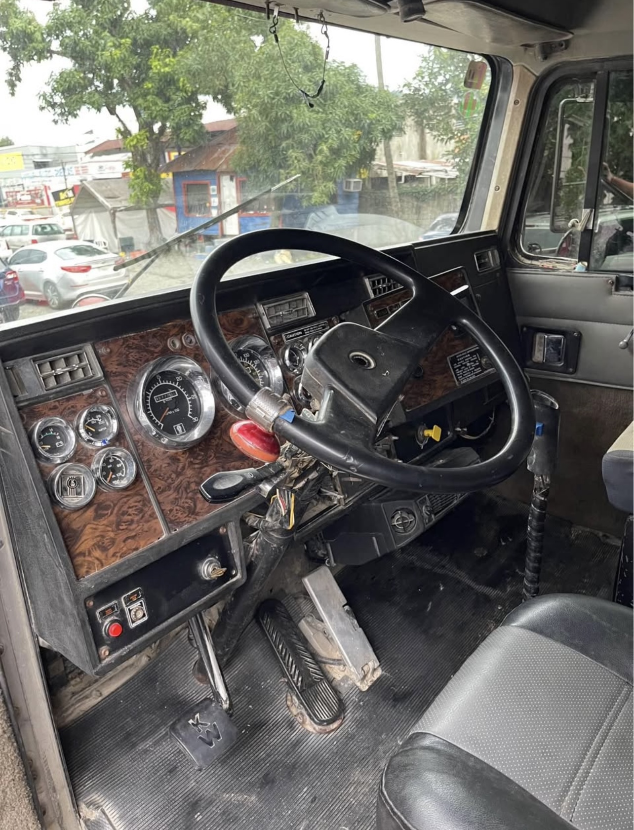 camiones y vehiculos pesados - Camión volteo Kenworth T800 3