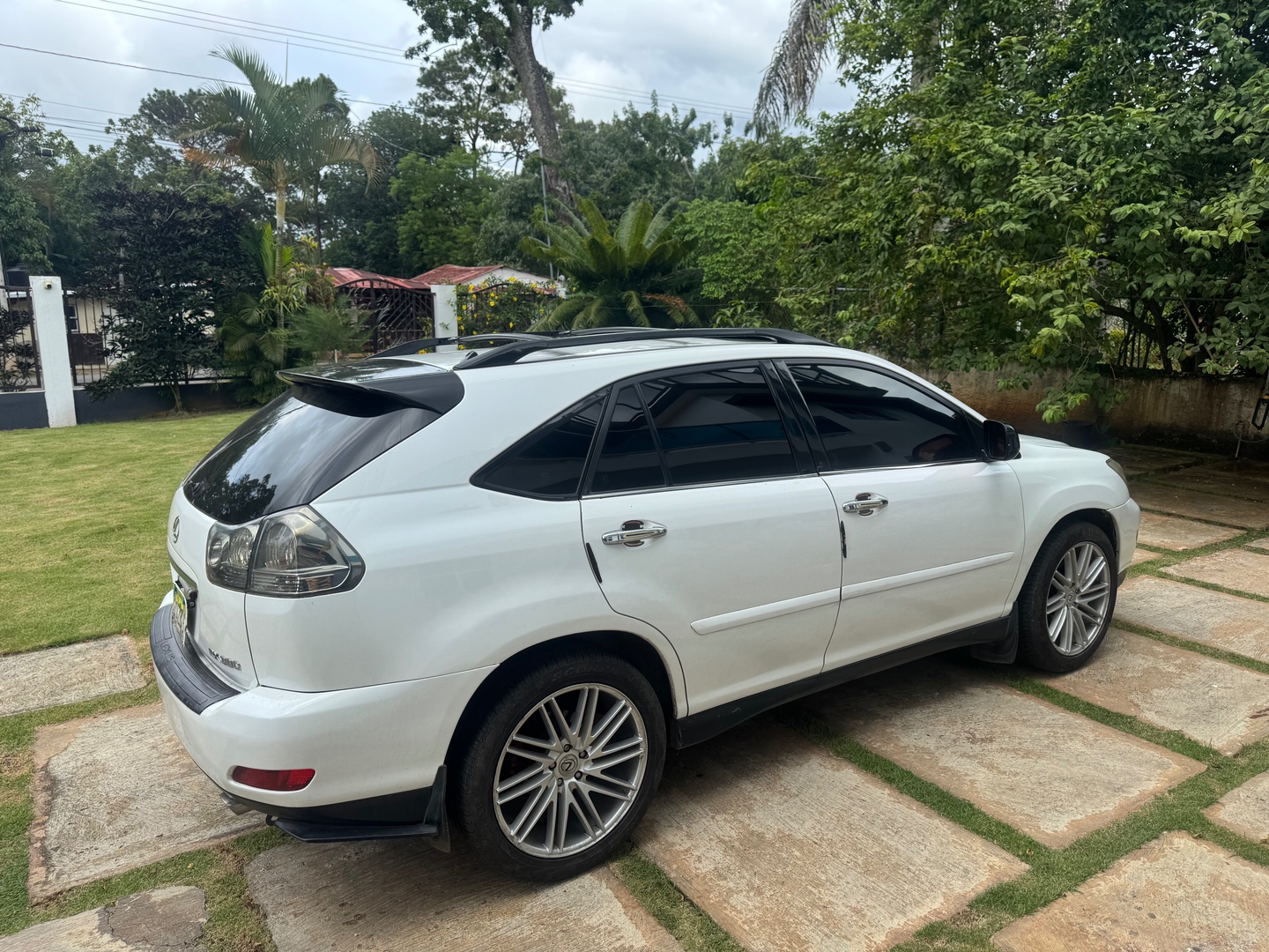 jeepetas y camionetas - Lexus RX 330 - 2004Motor V6 3.3L, automática 0