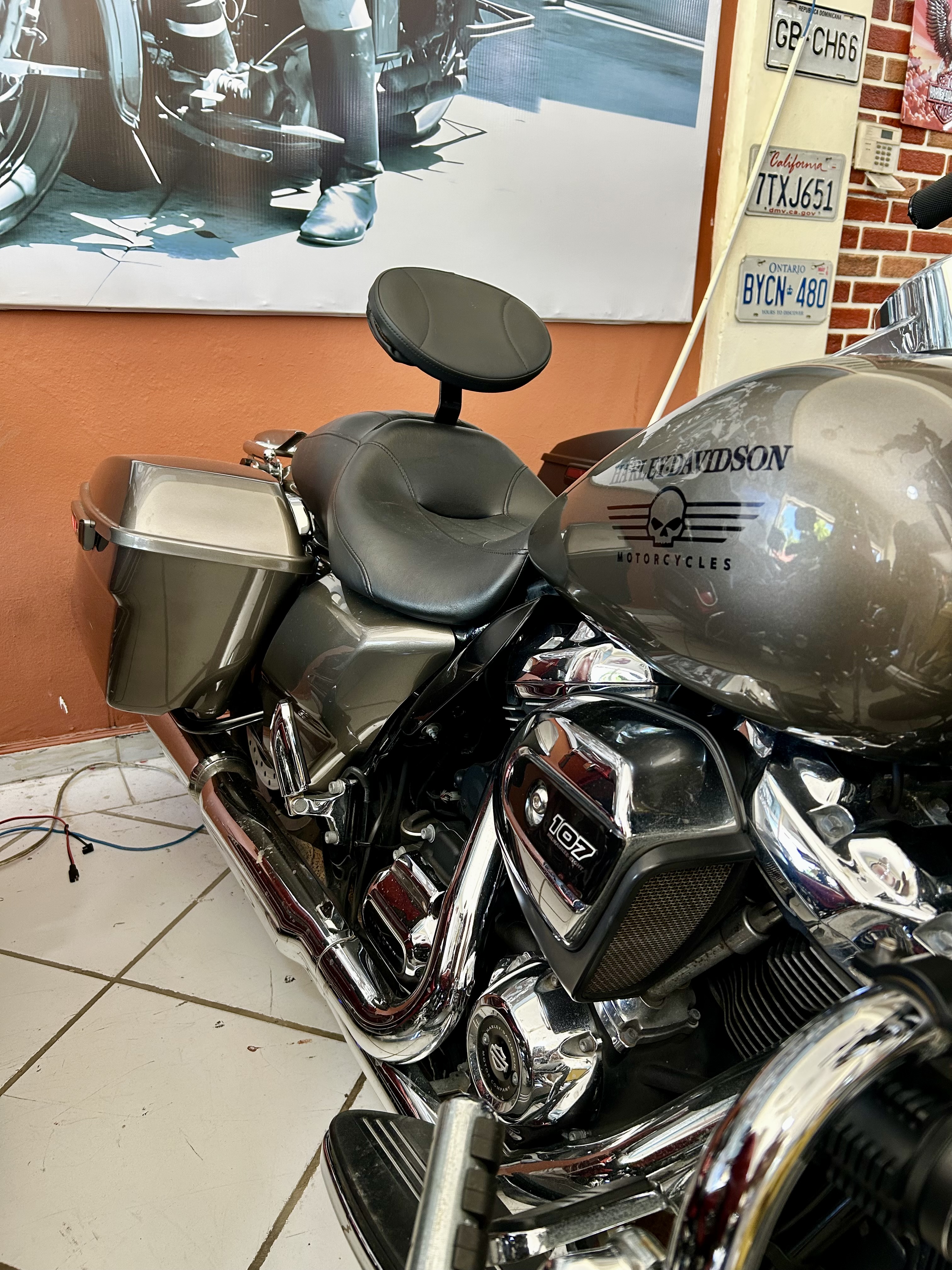 motores y pasolas - Harley Davidson Street Glide año 2017 2