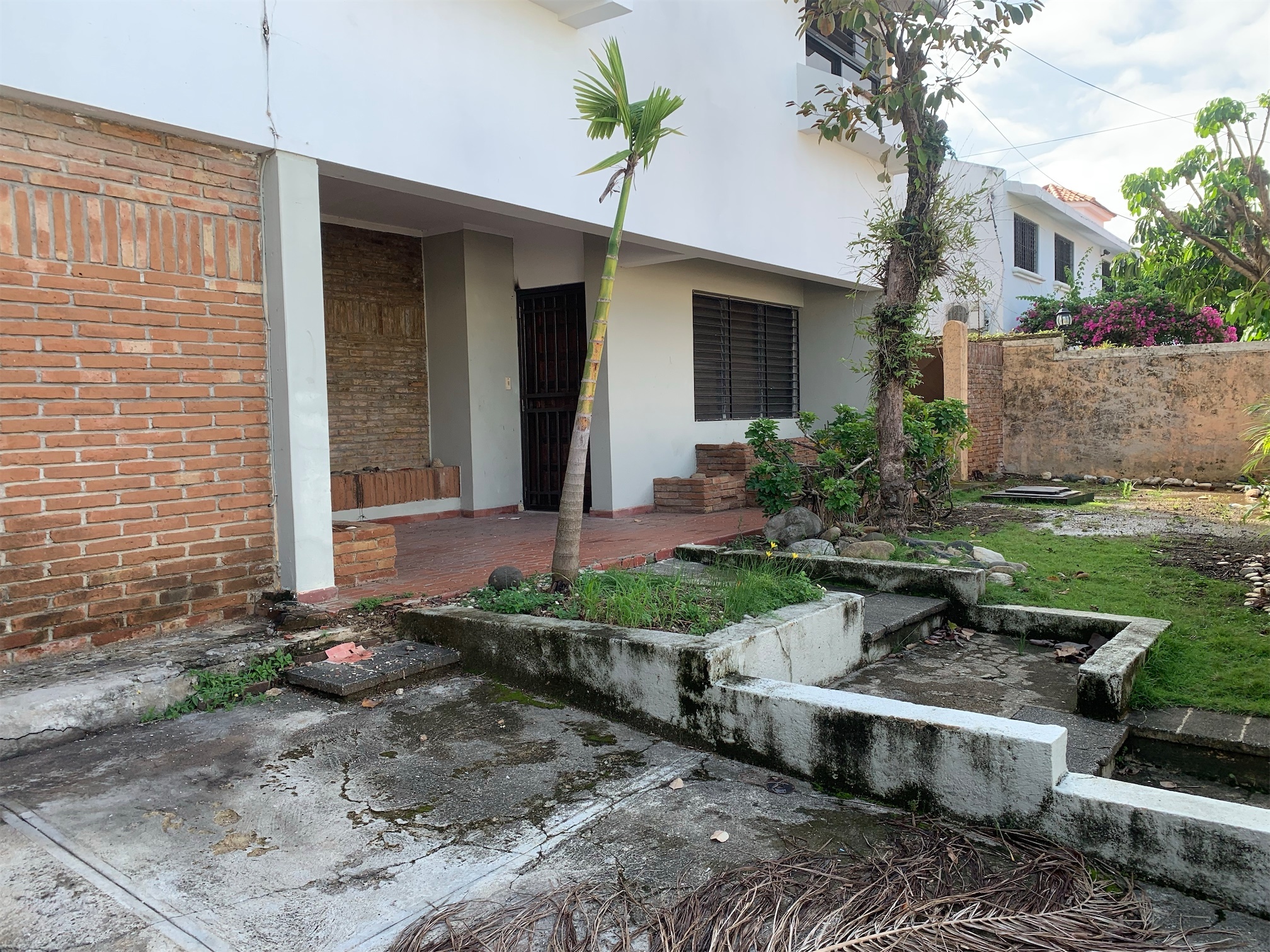 oficinas y locales comerciales - Casa con fines comerciales 2