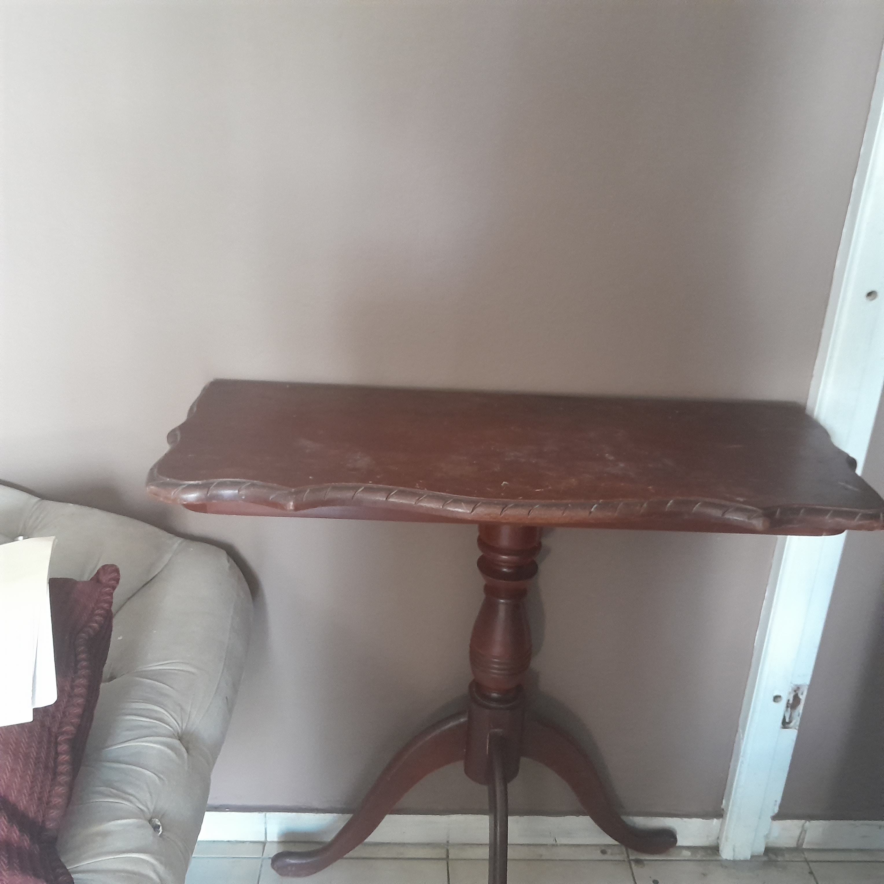 muebles y colchones - Repisa en caoba 0