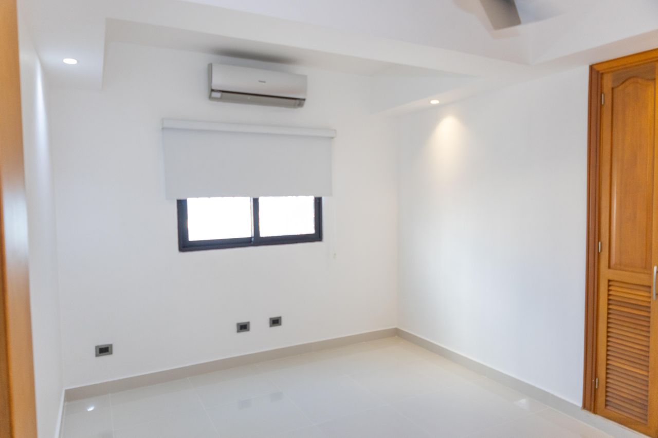 apartamentos - Apartamento Remodelado en Torre Clásica – La Esper 9
