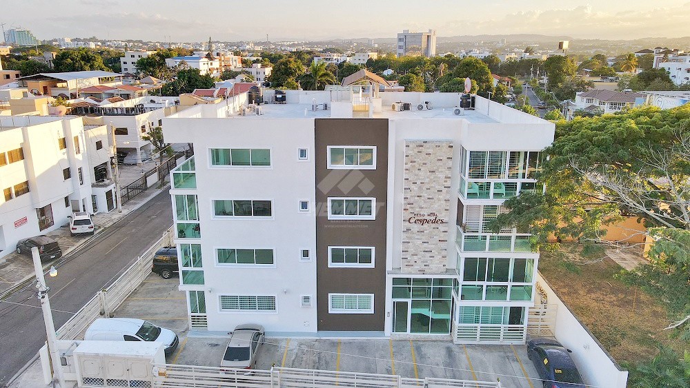 apartamentos - ESPACIOSO APARTAMENTO 192MTS2 LA ESPAÑOLA SANTIAGO  0