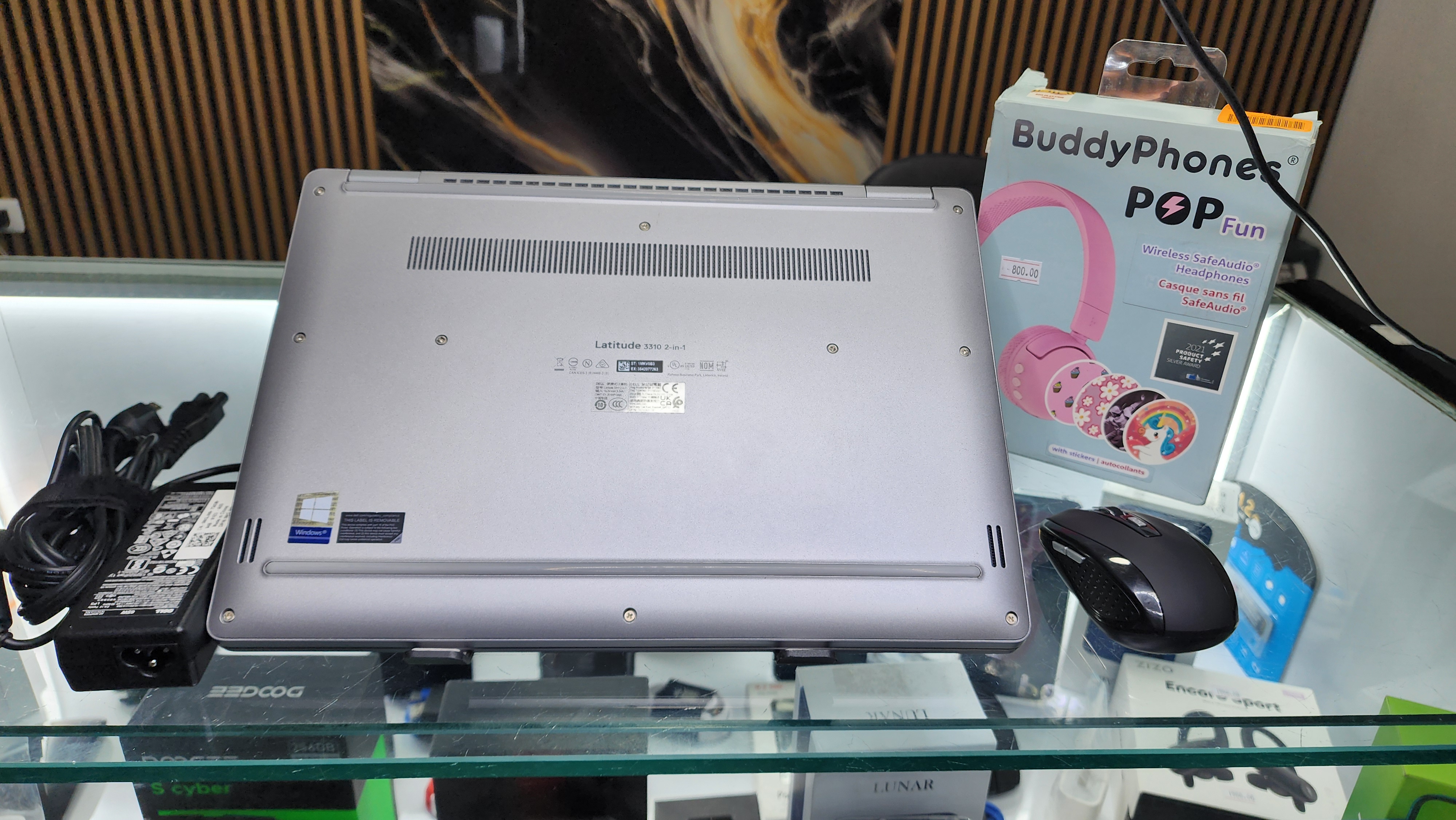 computadoras y laptops - 💻Dell Latitude 3310, 13.3” TÁCTIL 360, i5 8ª Gen, 16GB RAM, 256GB SSD + REGALOS 4
