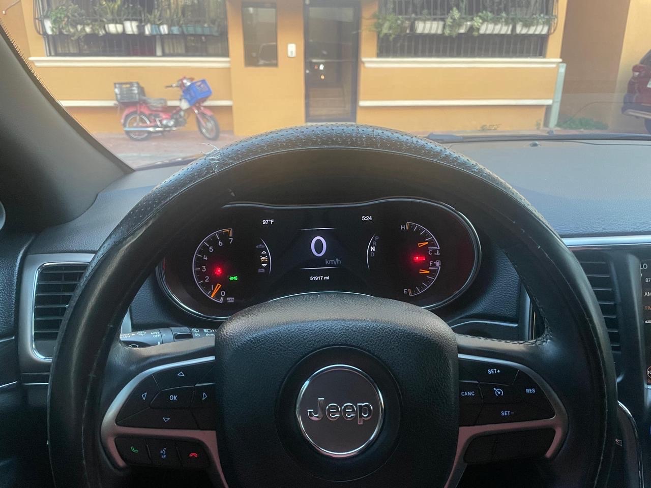 jeepetas y camionetas - vendo Jeep grand Cherokee limited 2018 6