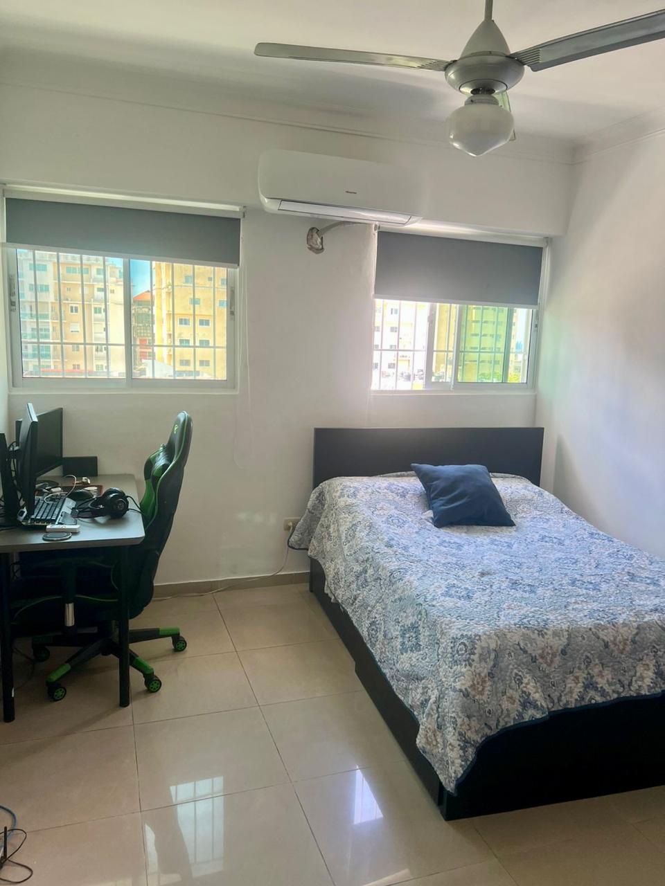 apartamentos - Espacioso Apartamento en la Zona Universitaria DN 9