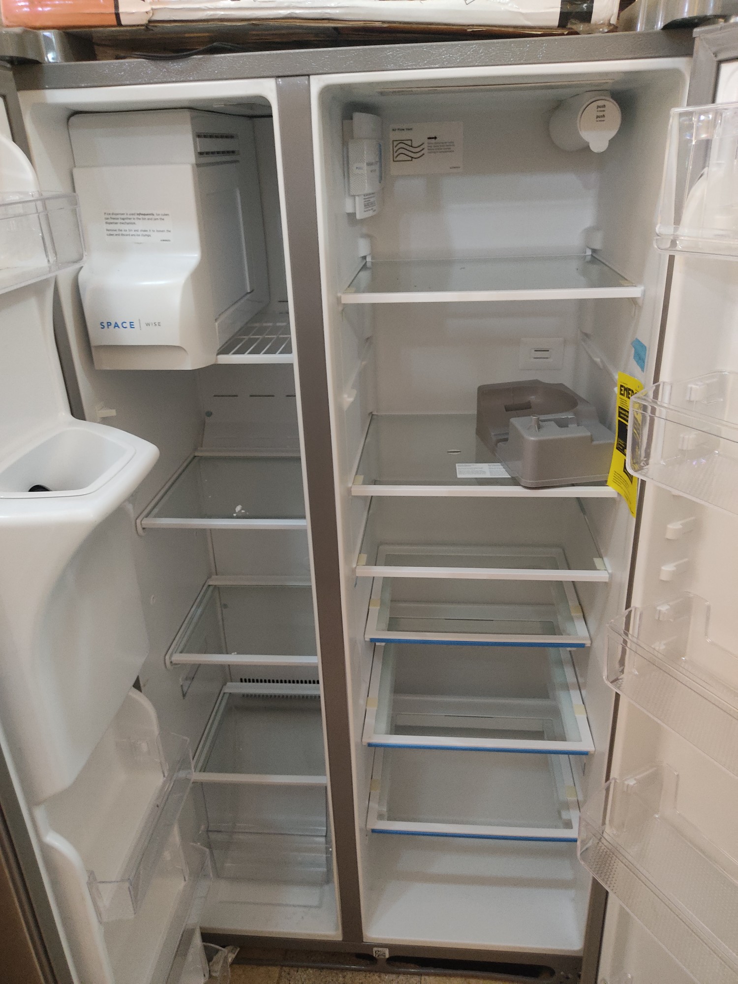 electrodomesticos - Nevera frigidaire importada con dispensador 1