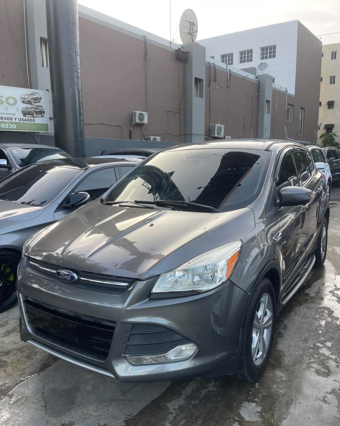 jeepetas y camionetas - FORD ESCAPE SEL 2013 4