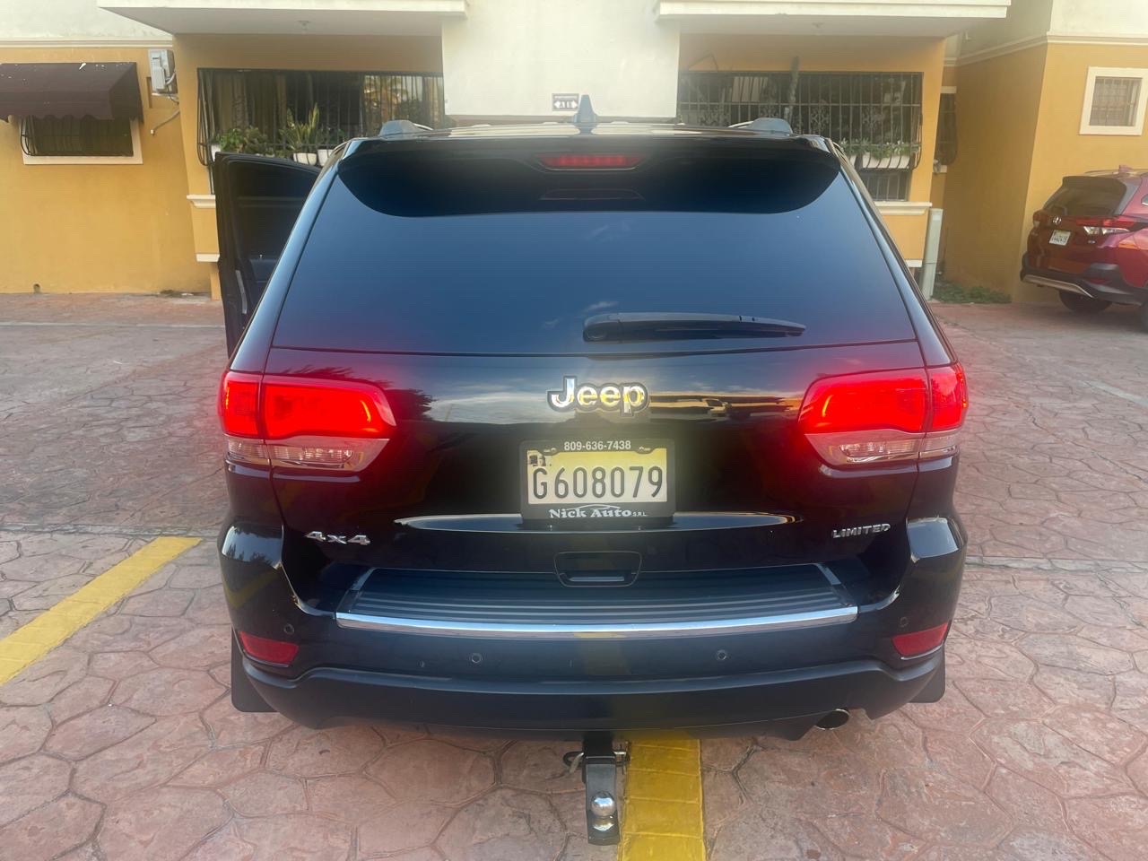 jeepetas y camionetas - vendo Jeep grand Cherokee limited 2018 7