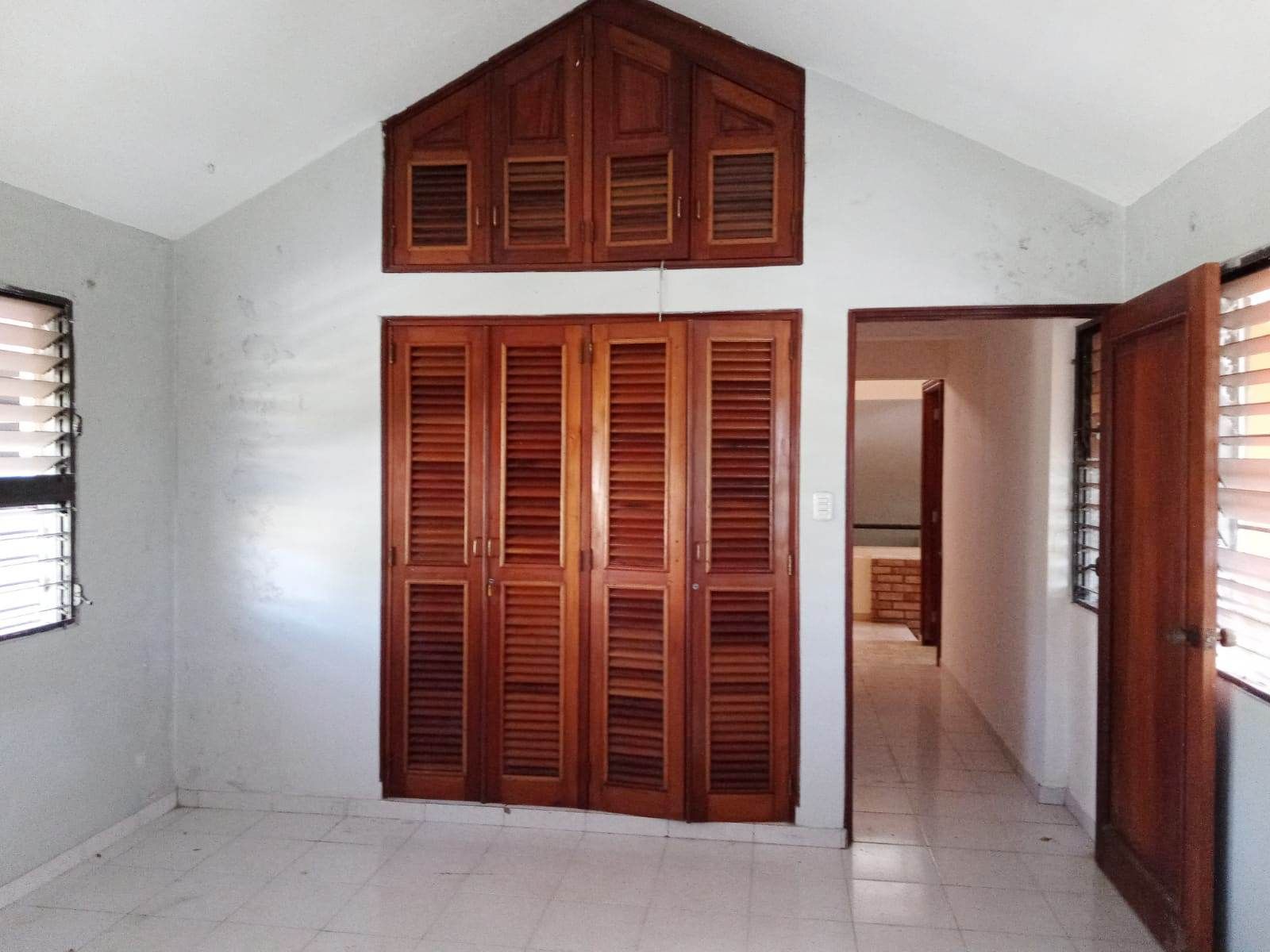 casas - Casa en venta en Cuesta Brava de 3 habitaciones 2