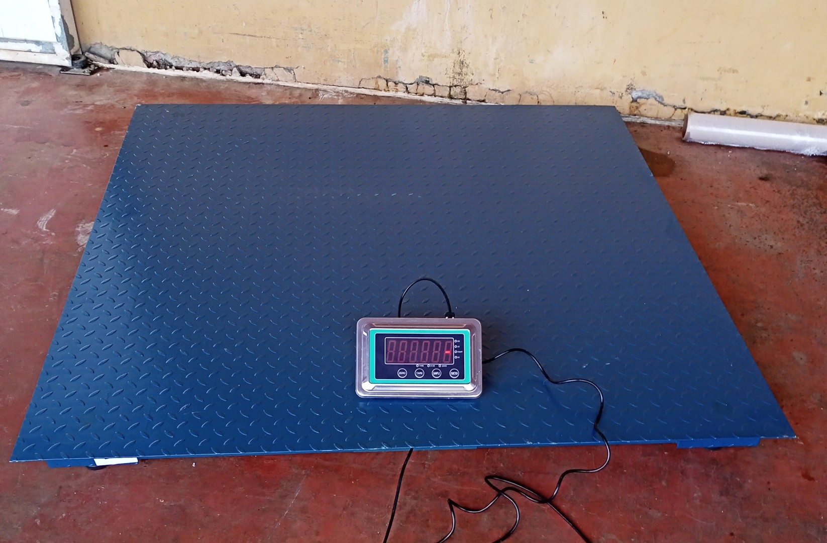 equipos profesionales - Balanza digital 5x5 de 5000 libras 3