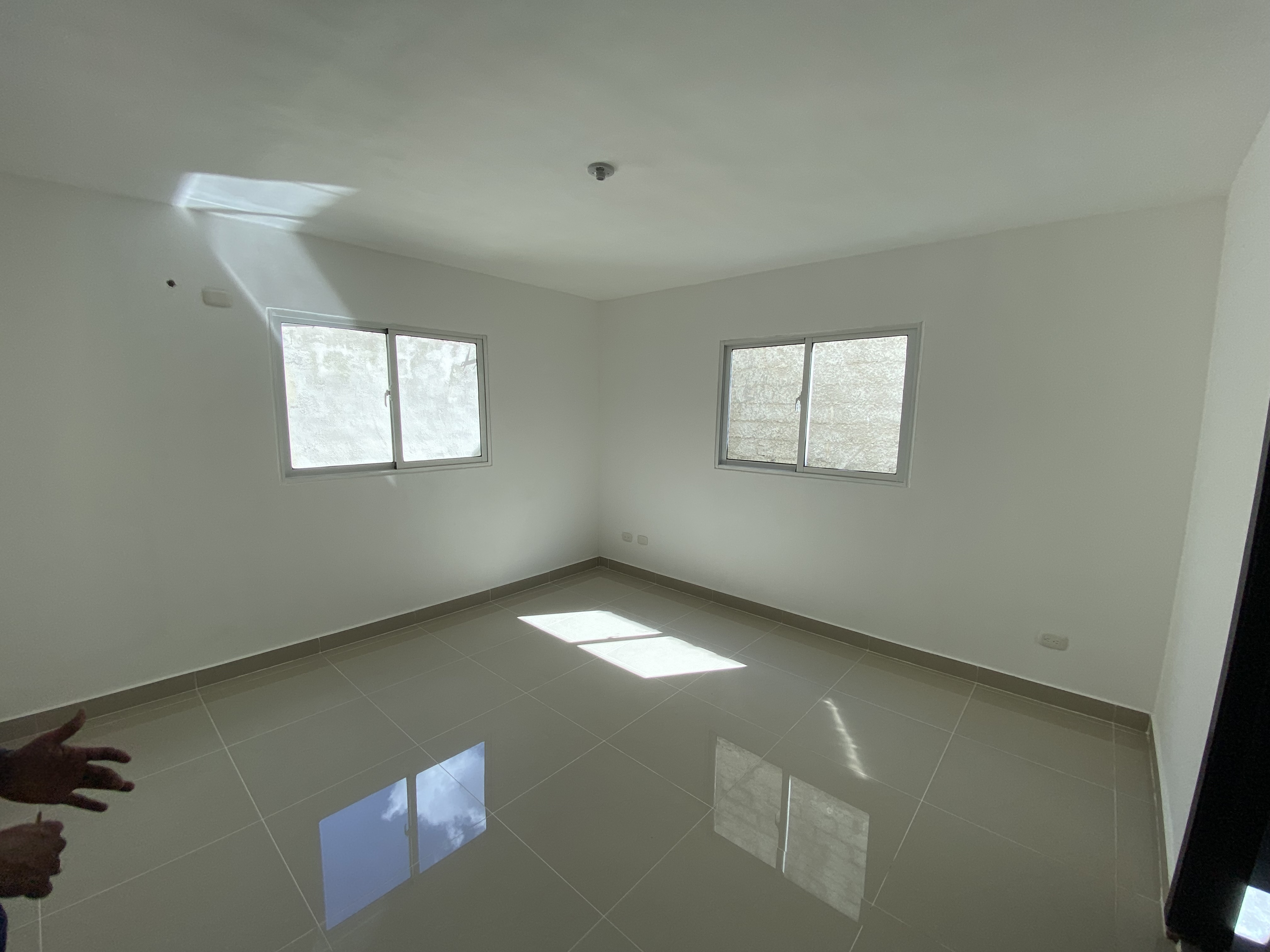 apartamentos - Se vende Apto. 1er nivel con patio privado 4