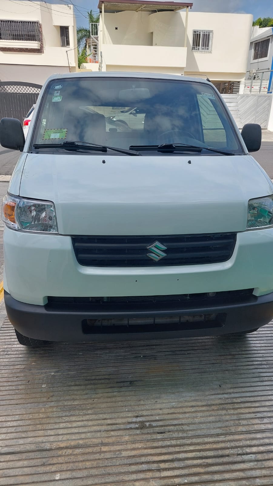 otros vehiculos - SE VENDE SUZUKI APV 2018 0