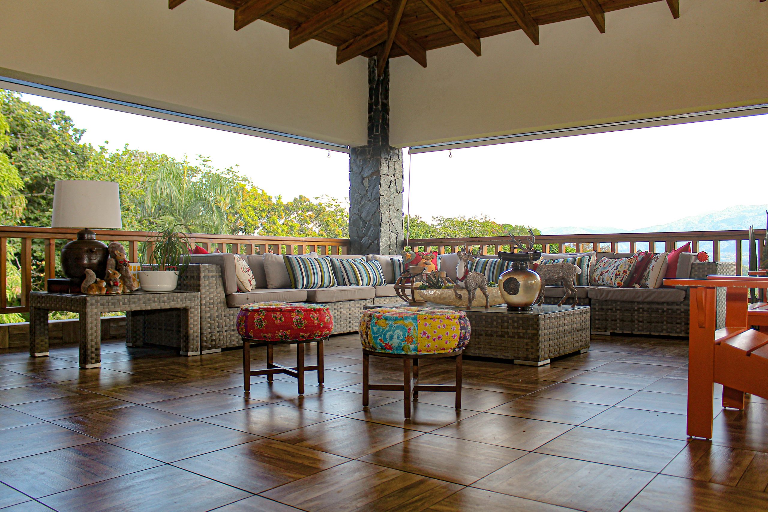 casas vacacionales y villas - Exclusiva Villa 2 NIVELES, AMUEBLADA, JARABACOA, 6 9