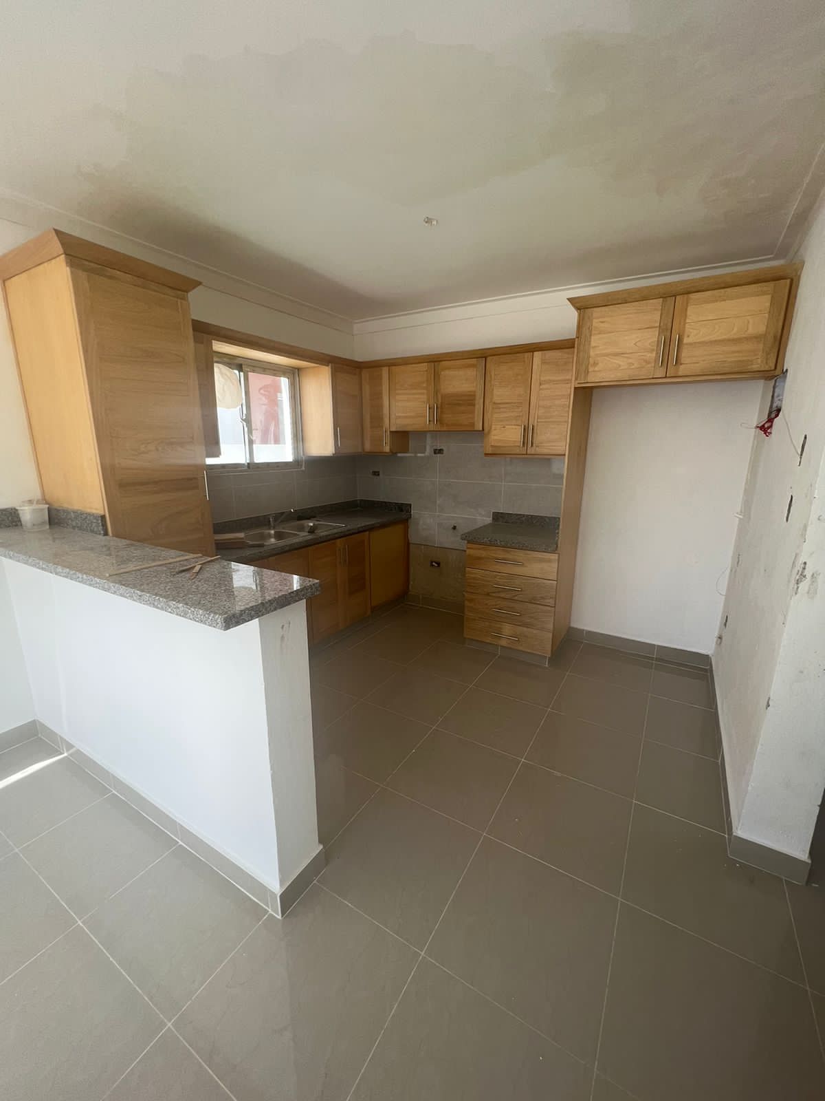 casas - Casa en la autopista de san Isidro brisa 8 Santo Domingo este 5
