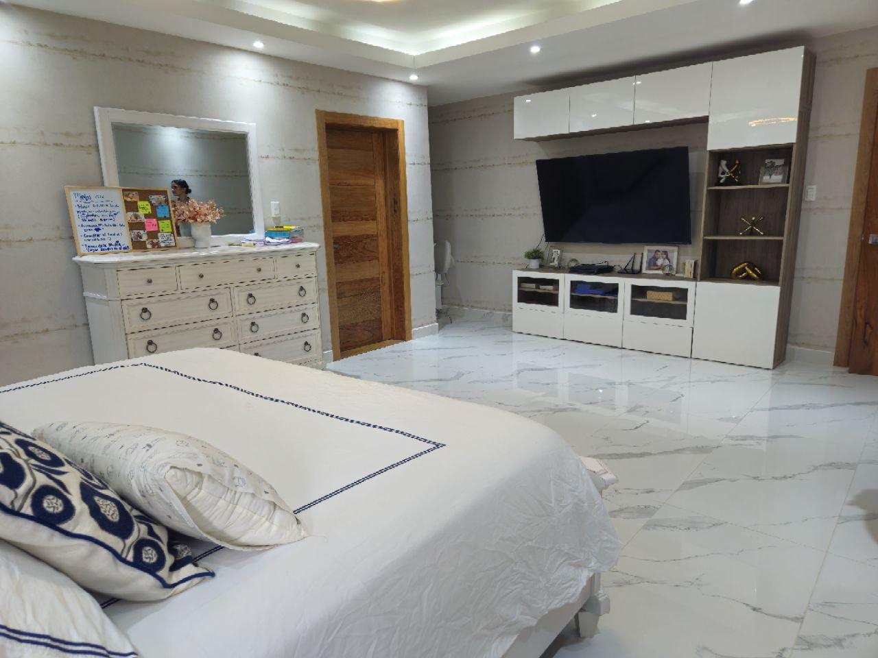 casas - Venta de Casa Con piscina en Viejo Arroyo Hondo 5