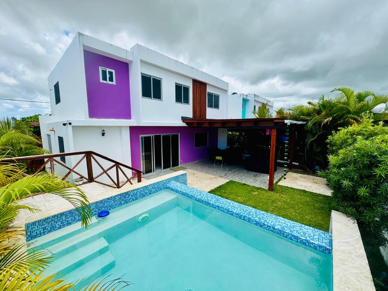 casas vacacionales y villas - Se RENTA hermosa VILLA amueblada y climatizada