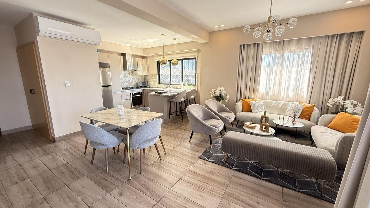 apartamentos - VENTA DE LUJOSO APARTAMENTO AMUEBLADO EN PIANTINI  2