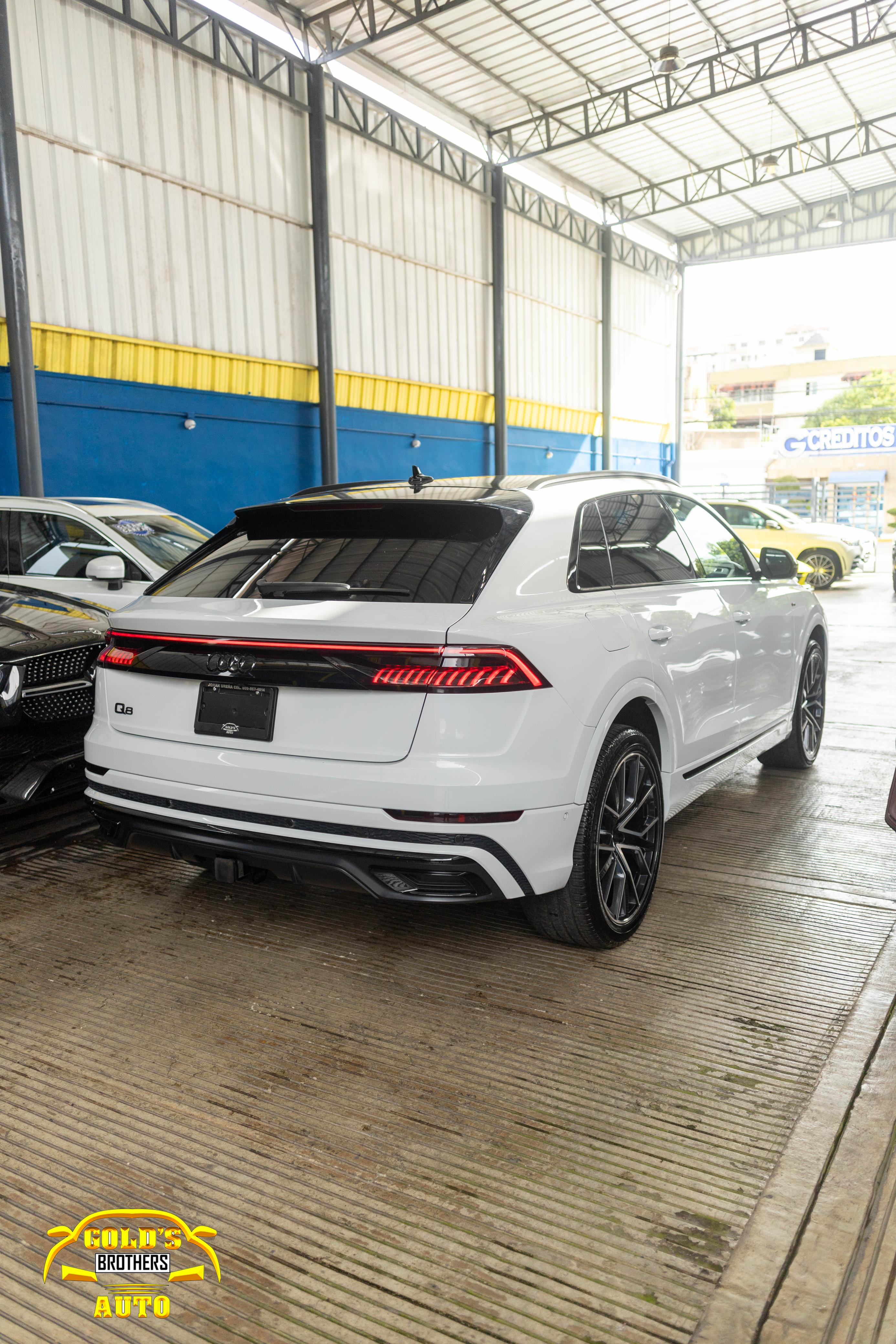 jeepetas y camionetas - Audi Q8 Premium Plus S-line 2021 Recien importada 3