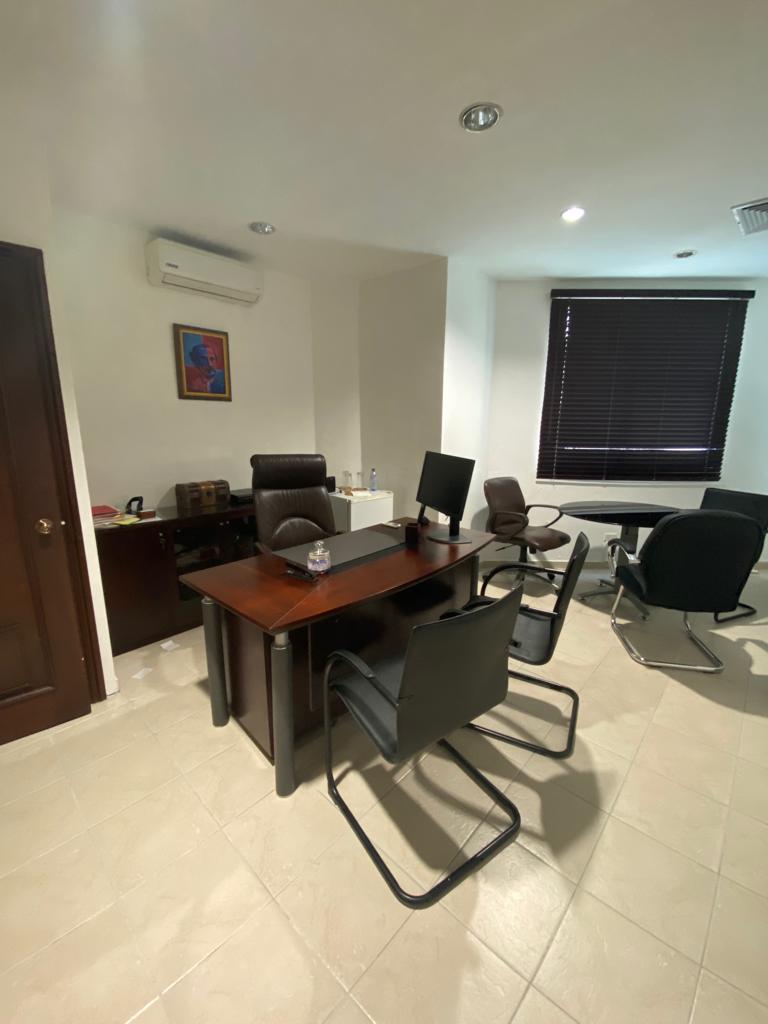 oficinas y locales comerciales - ALQUILER DE AMPLIA OFICINA EN GAZCUE (G-02) 7