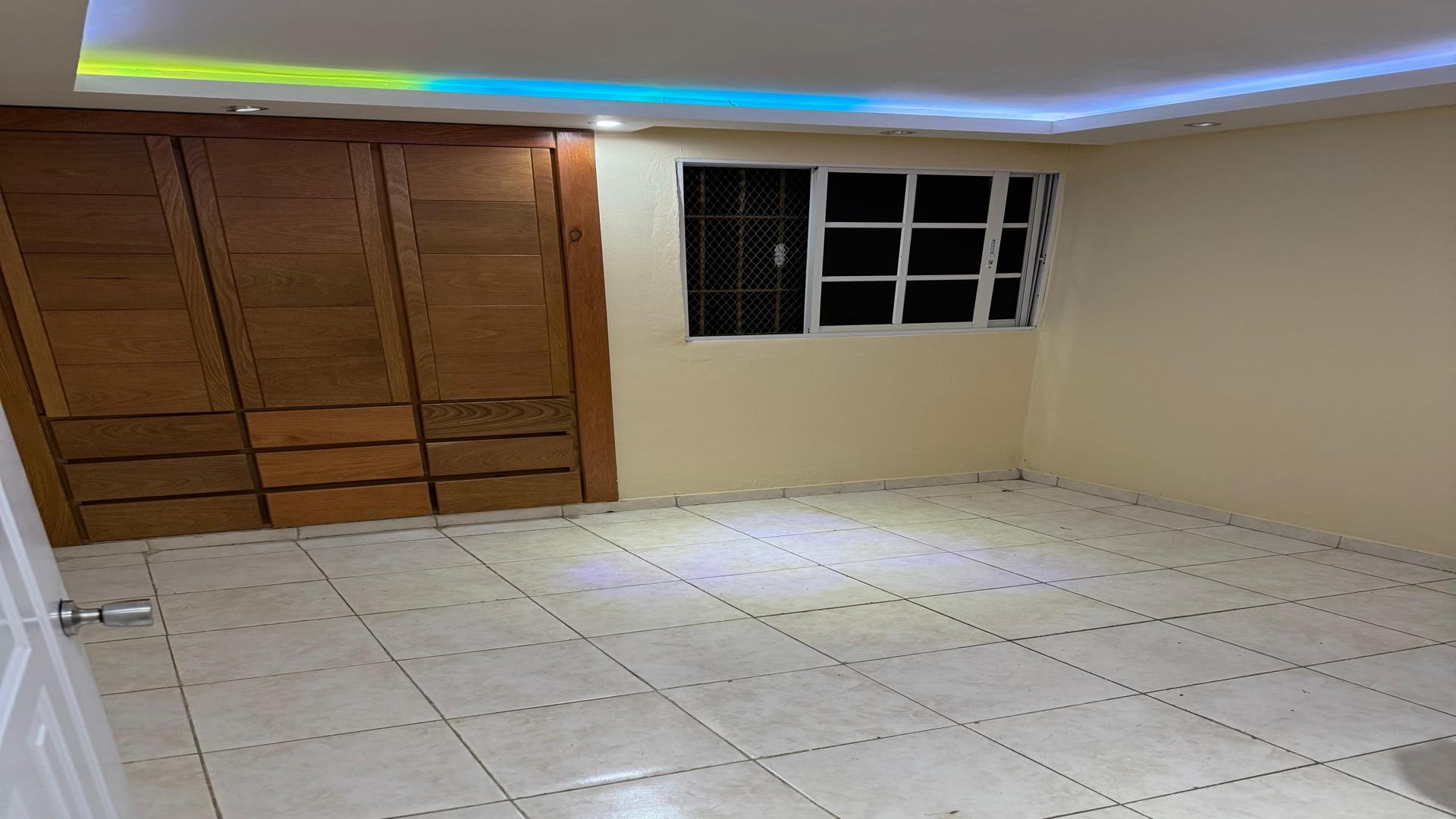 apartamentos - Casa en Venta en Villa Liberación con Local Incluido 5