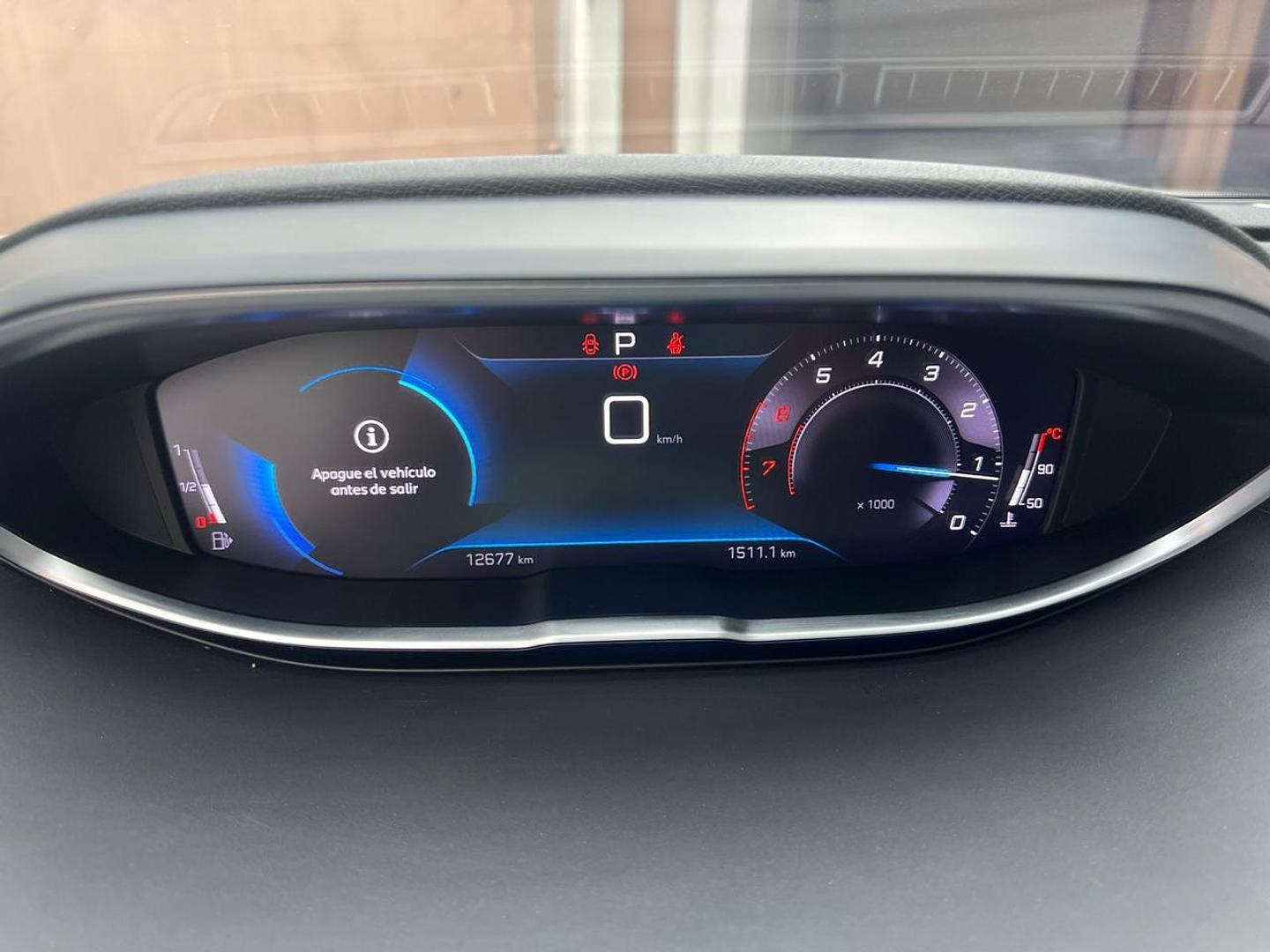 jeepetas y camionetas - vendo Peugeot 3008 Allure Año 2023, 13000 KMS 6
