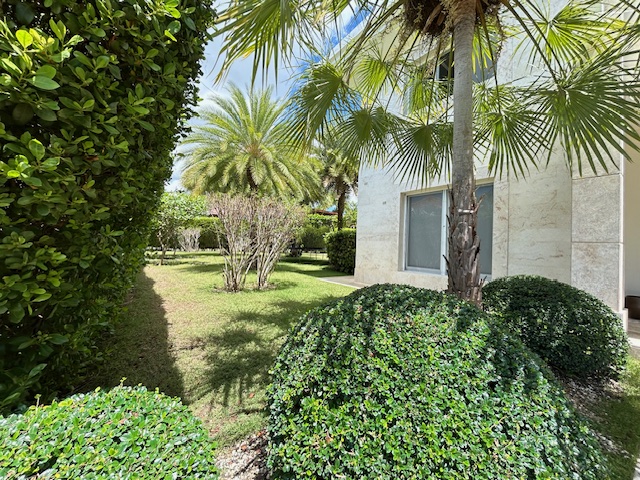 casas vacacionales y villas - Se vende villa amueblada en Punta cana village 1