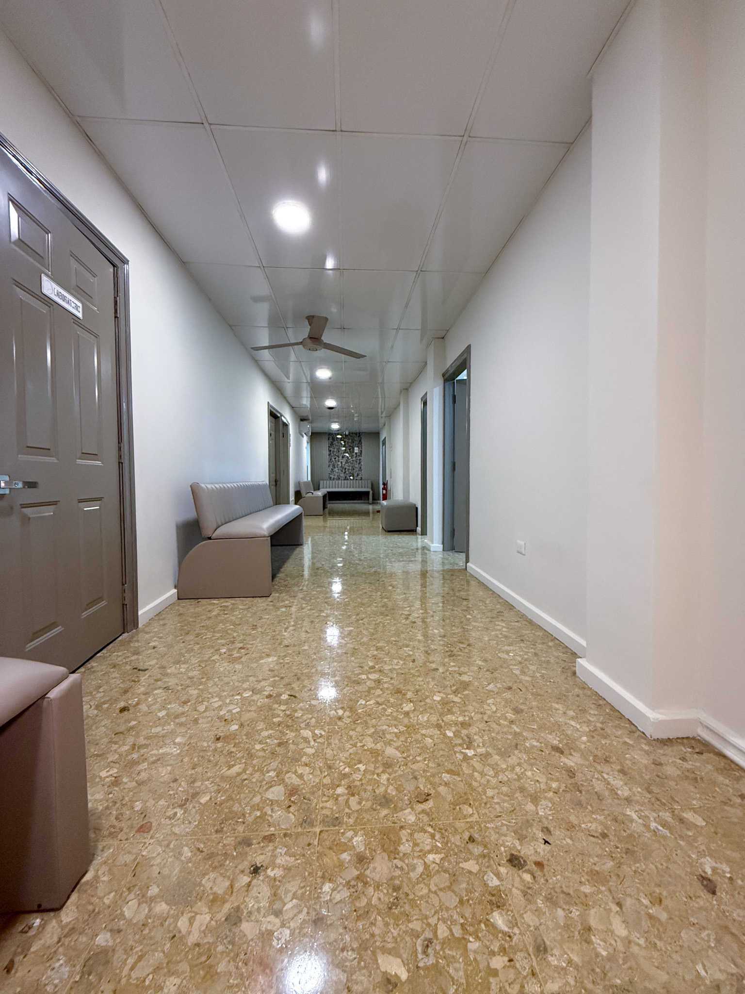 oficinas y locales comerciales - Consultorio  en Alquiler  2